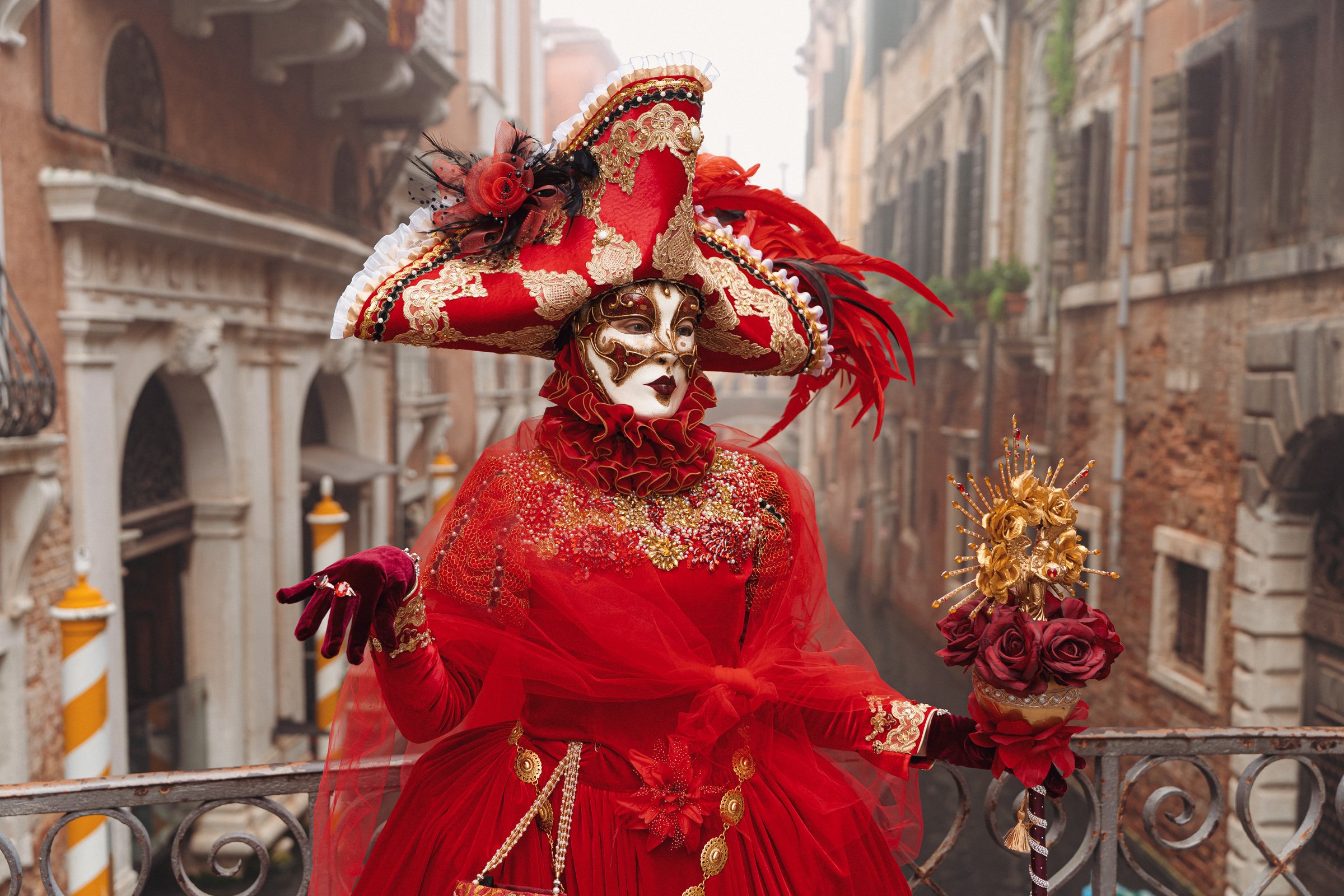 venetian-costume-photography-3.jpg