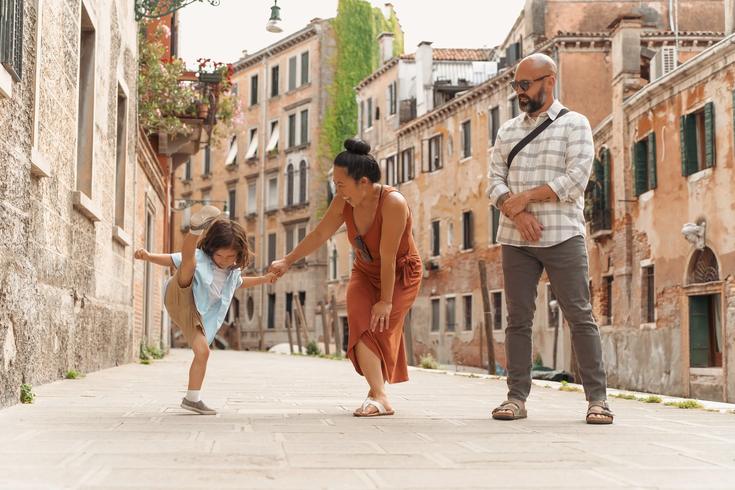 venice-family-portraits-italy-10.jpg
