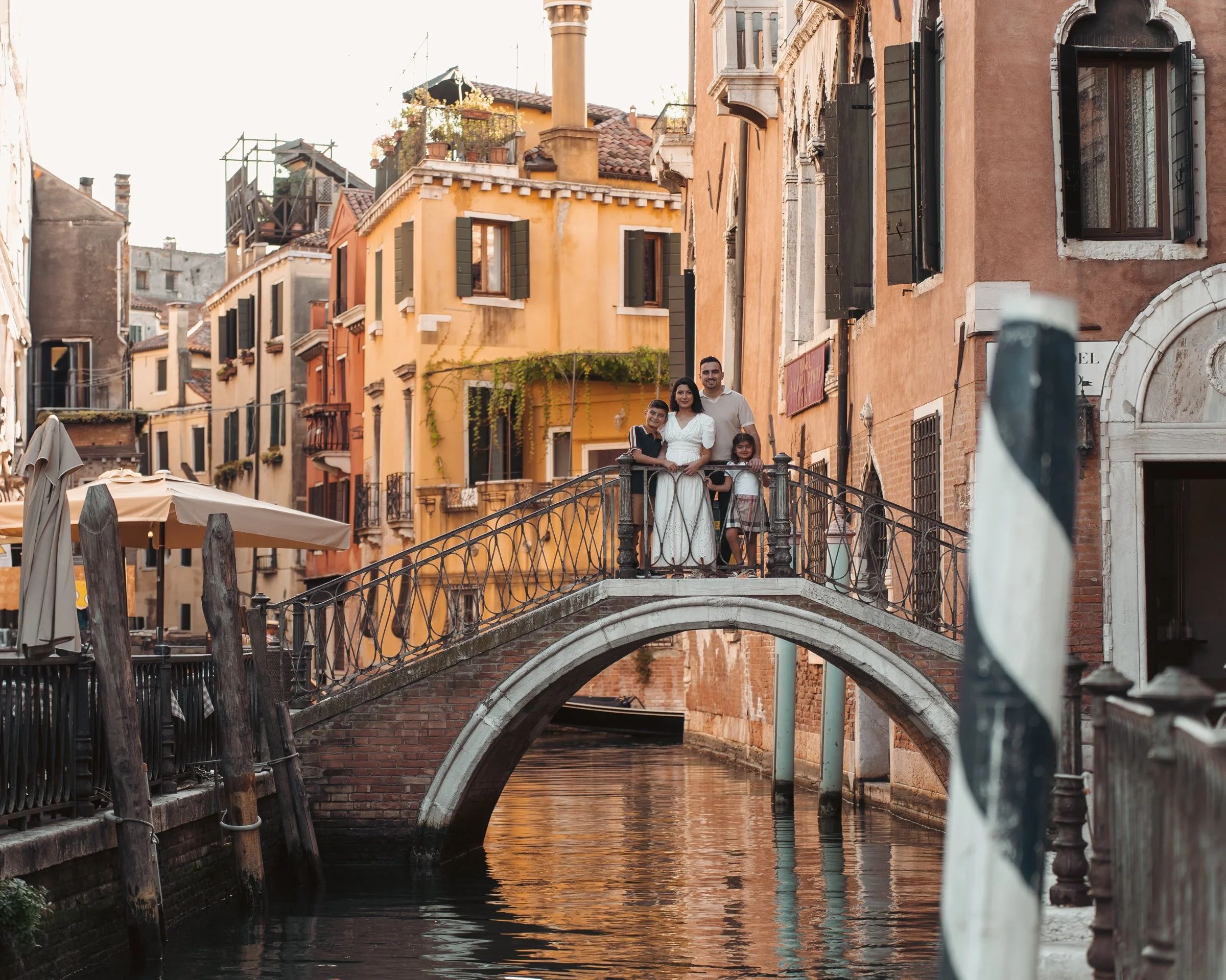 venice-family-portraits-italy-5.jpg