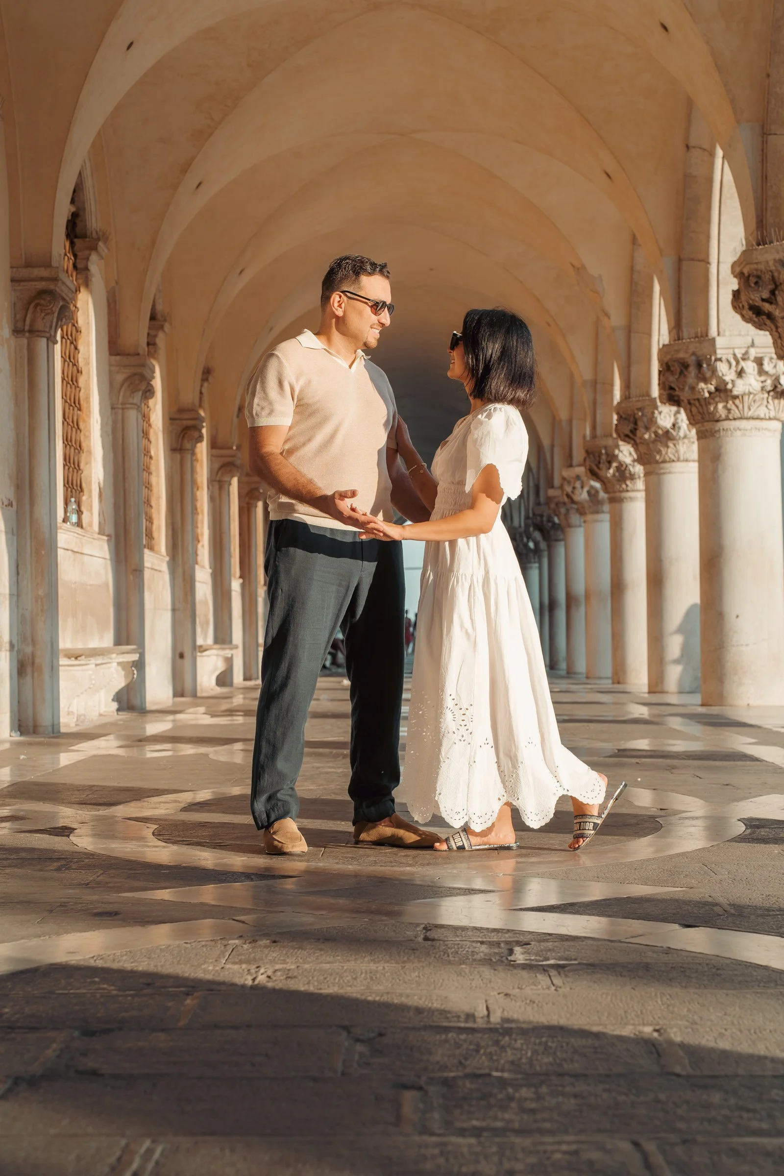 romantic-photoshoot-venice-italy-6.jpg
