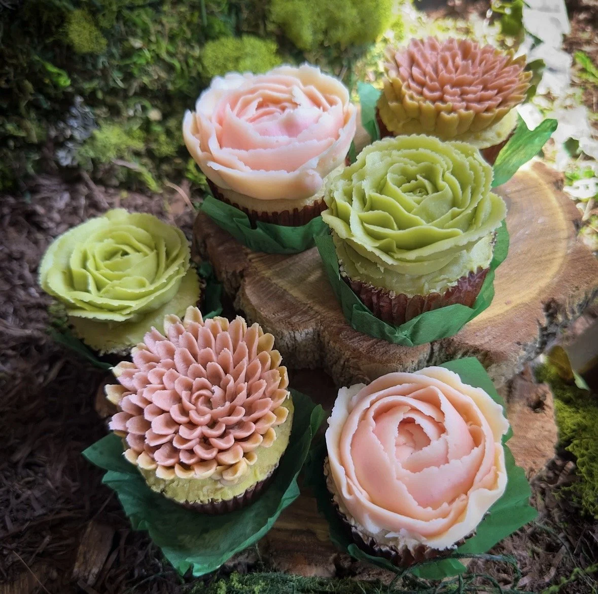 Curiosa floral 1.jpg