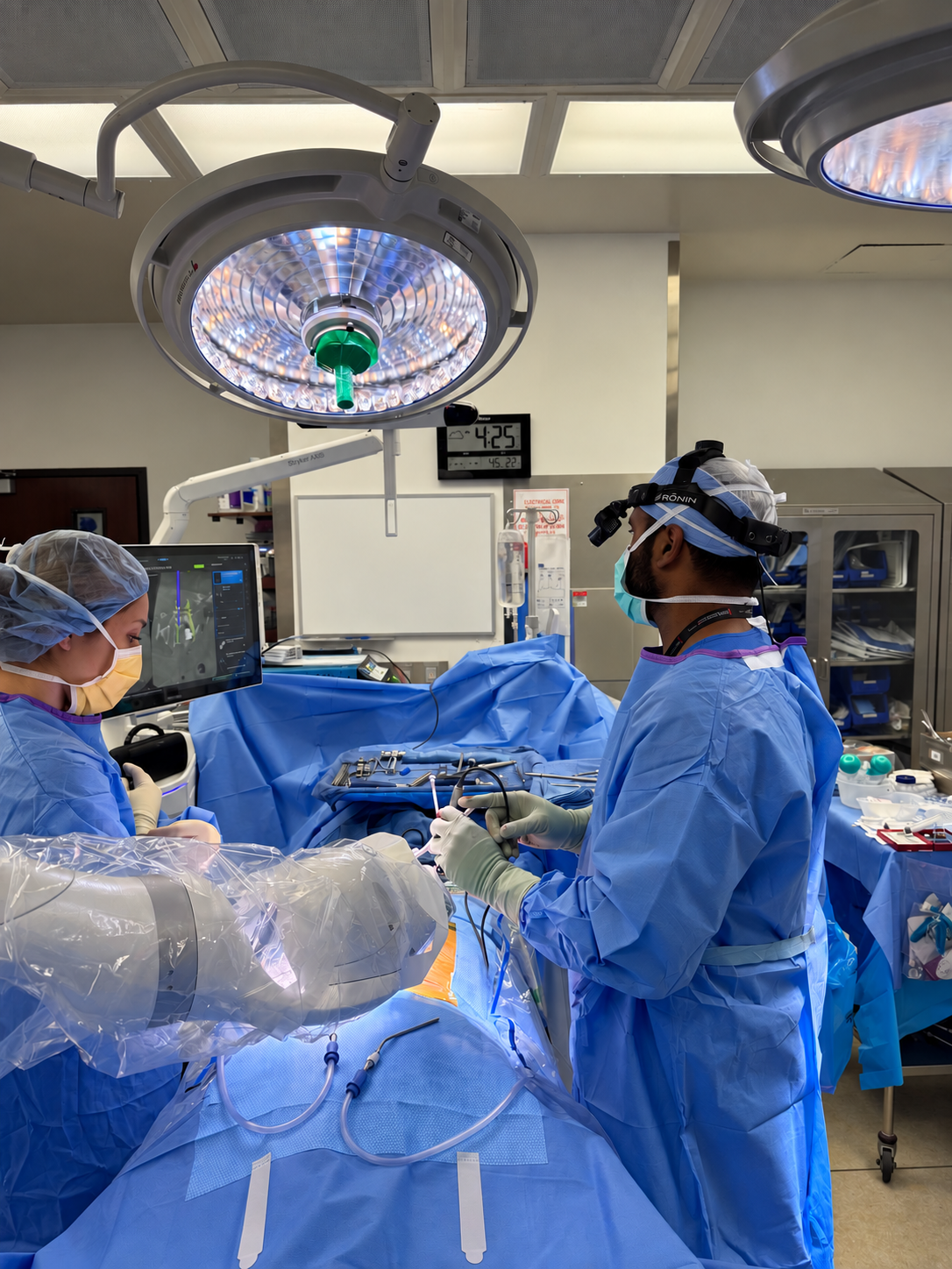 Robotic-assisted spine surgery, Gautham Prabhakar, spine surgeon in San Antonio, Texas at Texas Neuro Spine