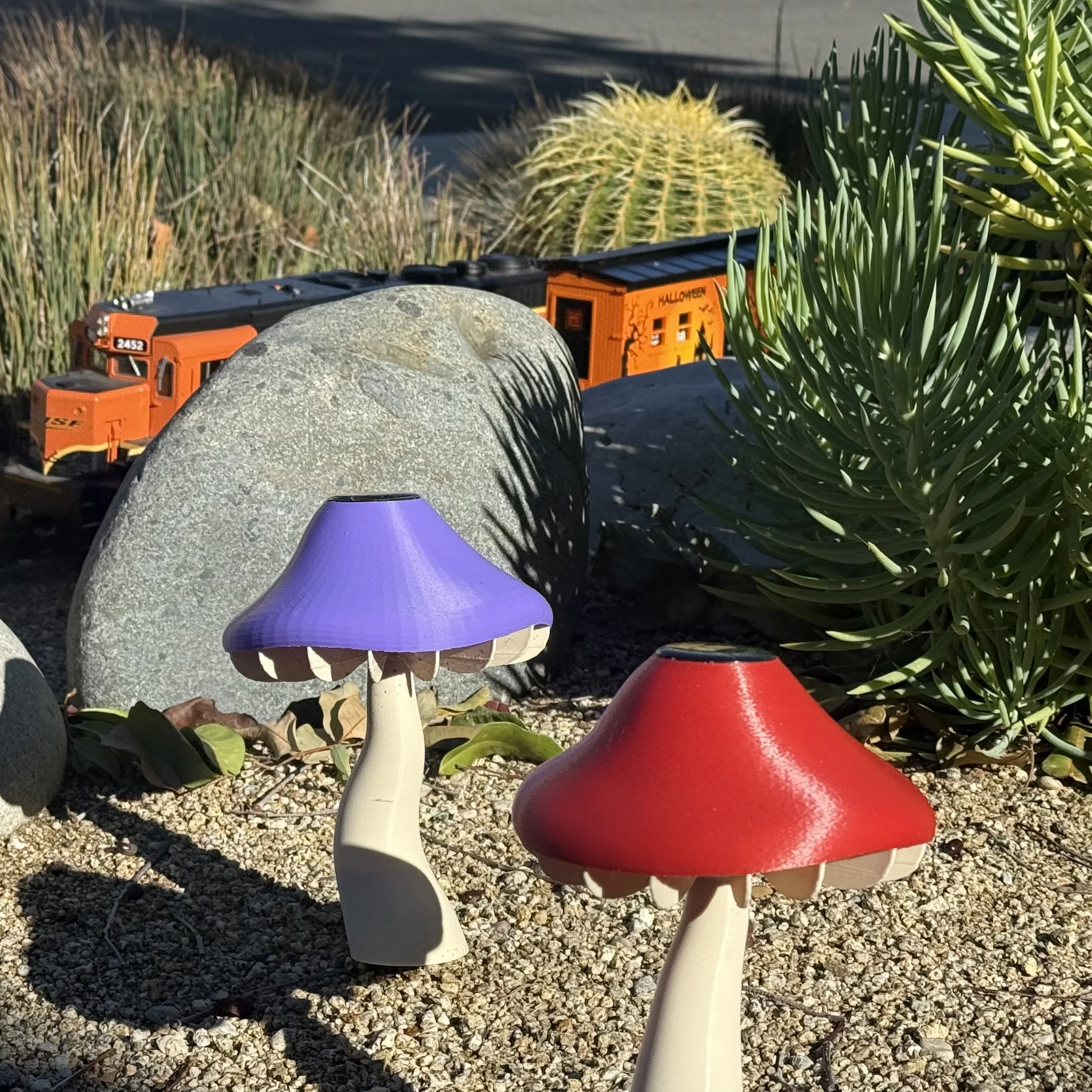 Mushroom (4pck) Garden Light