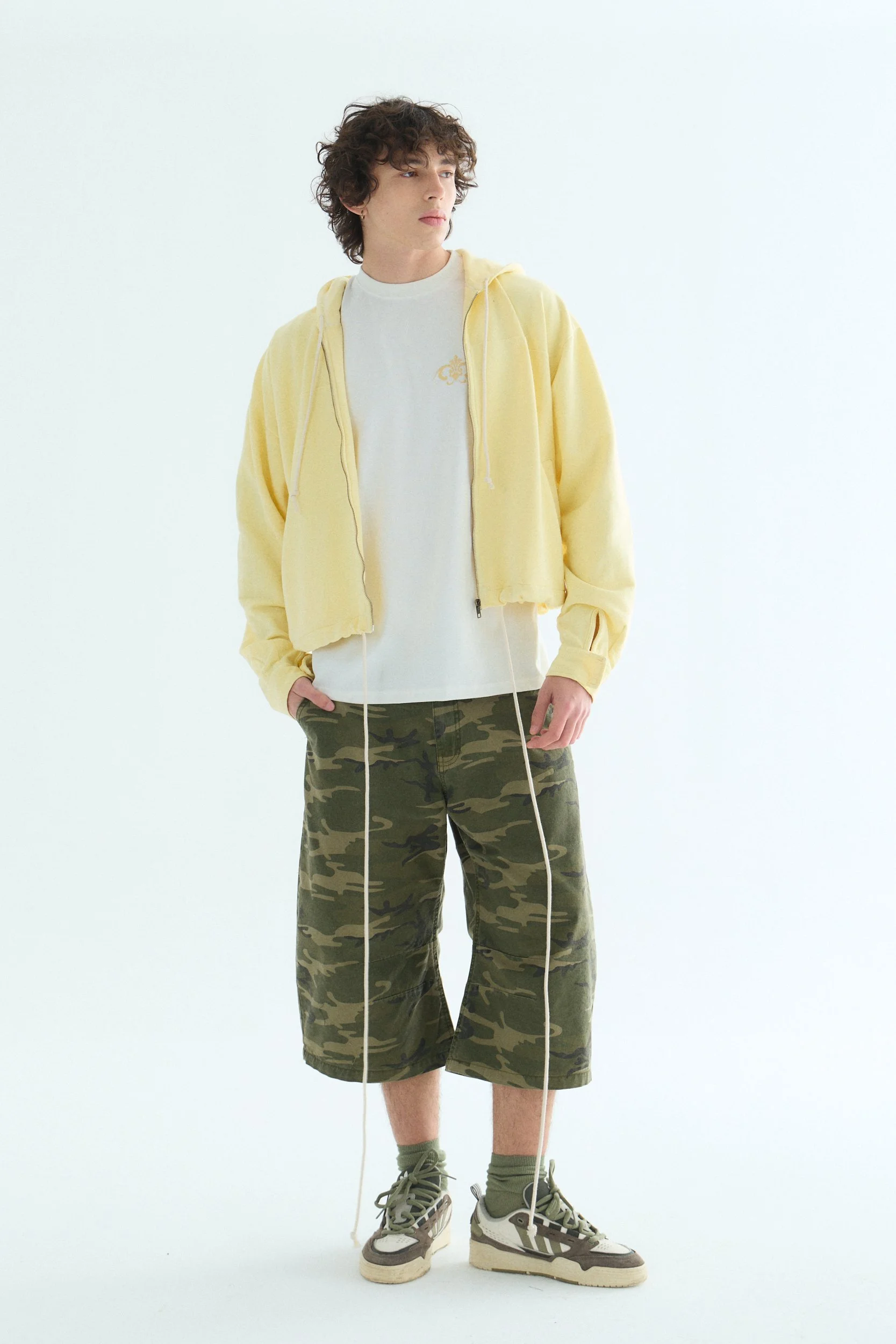 REMERA OVER TERRANEA BLANCA_0829.jpg