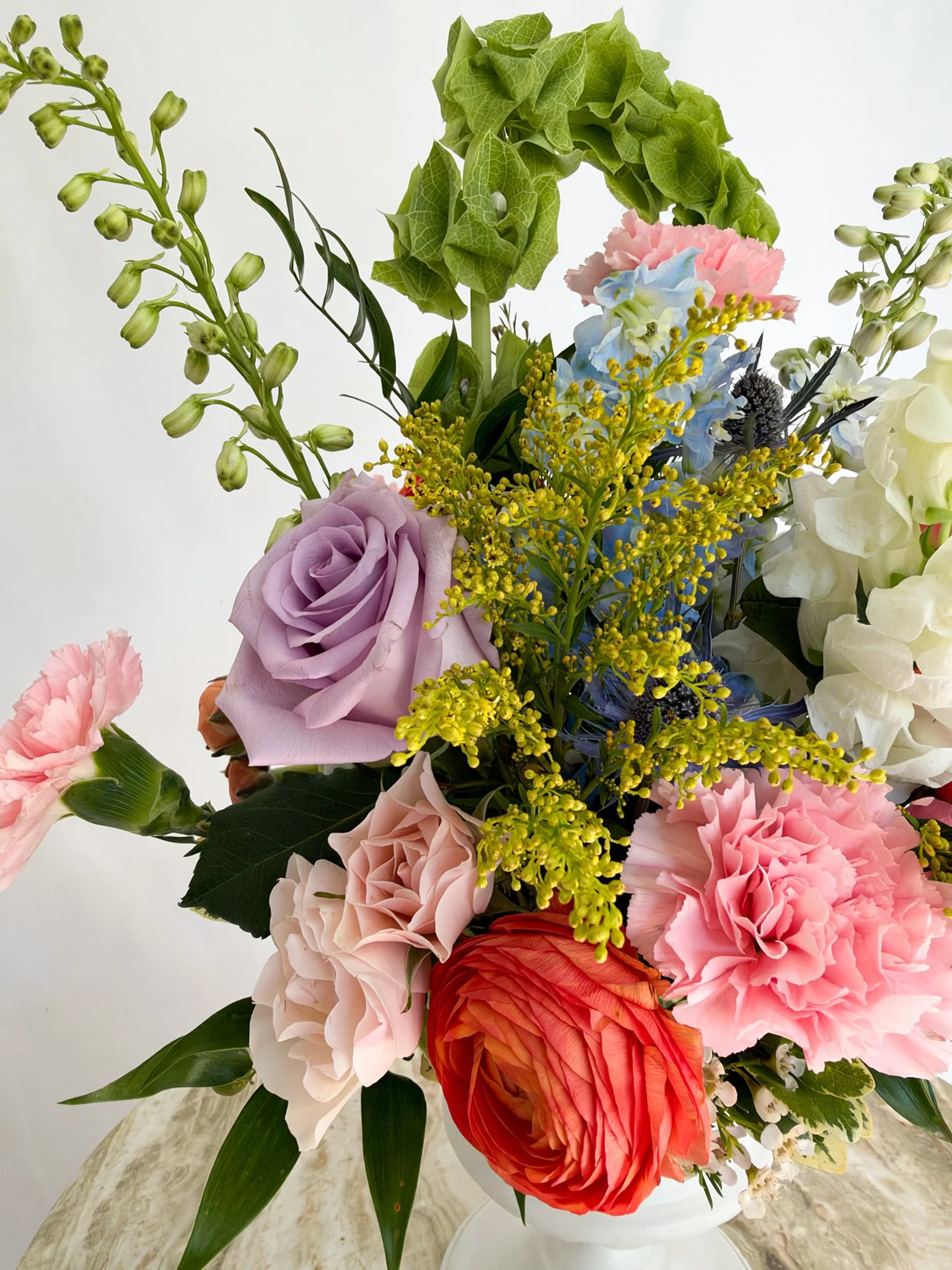 PetalsConfetti_Vase1.JPG