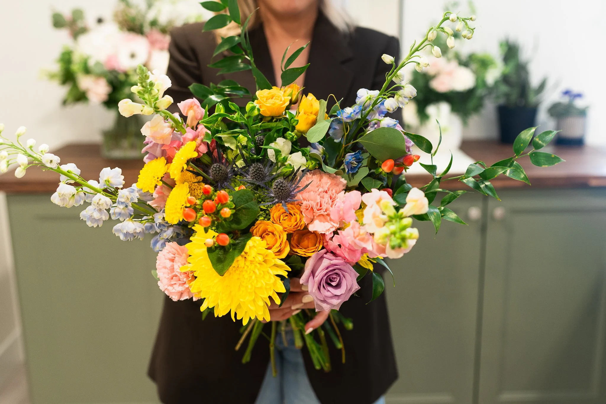 Designer's Choice Hand-tie Bouquet