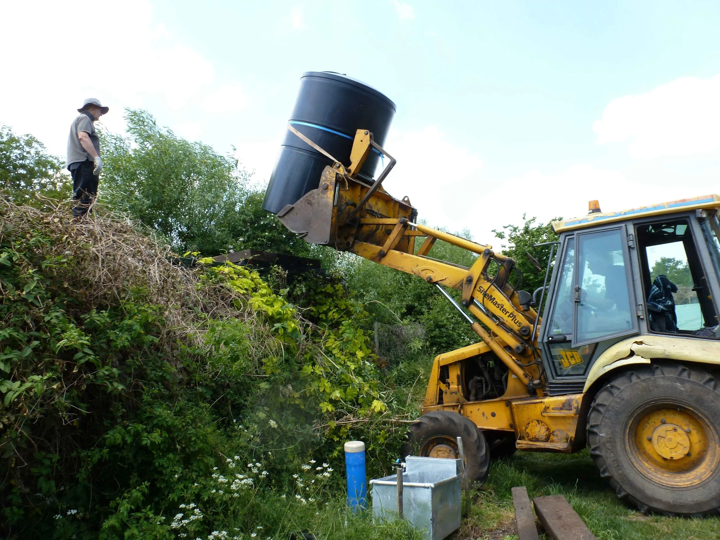 Installing the solar powered water storage tower