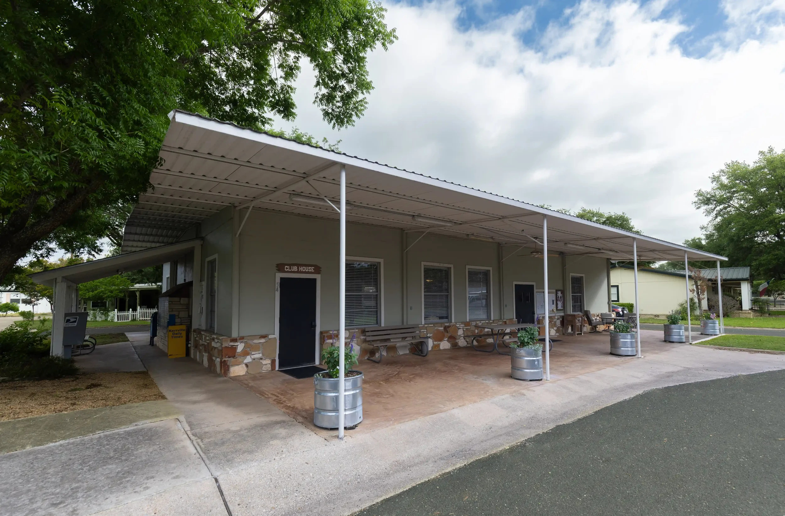 Club House_F7A5926 John David Grisebaum, Jr.webp