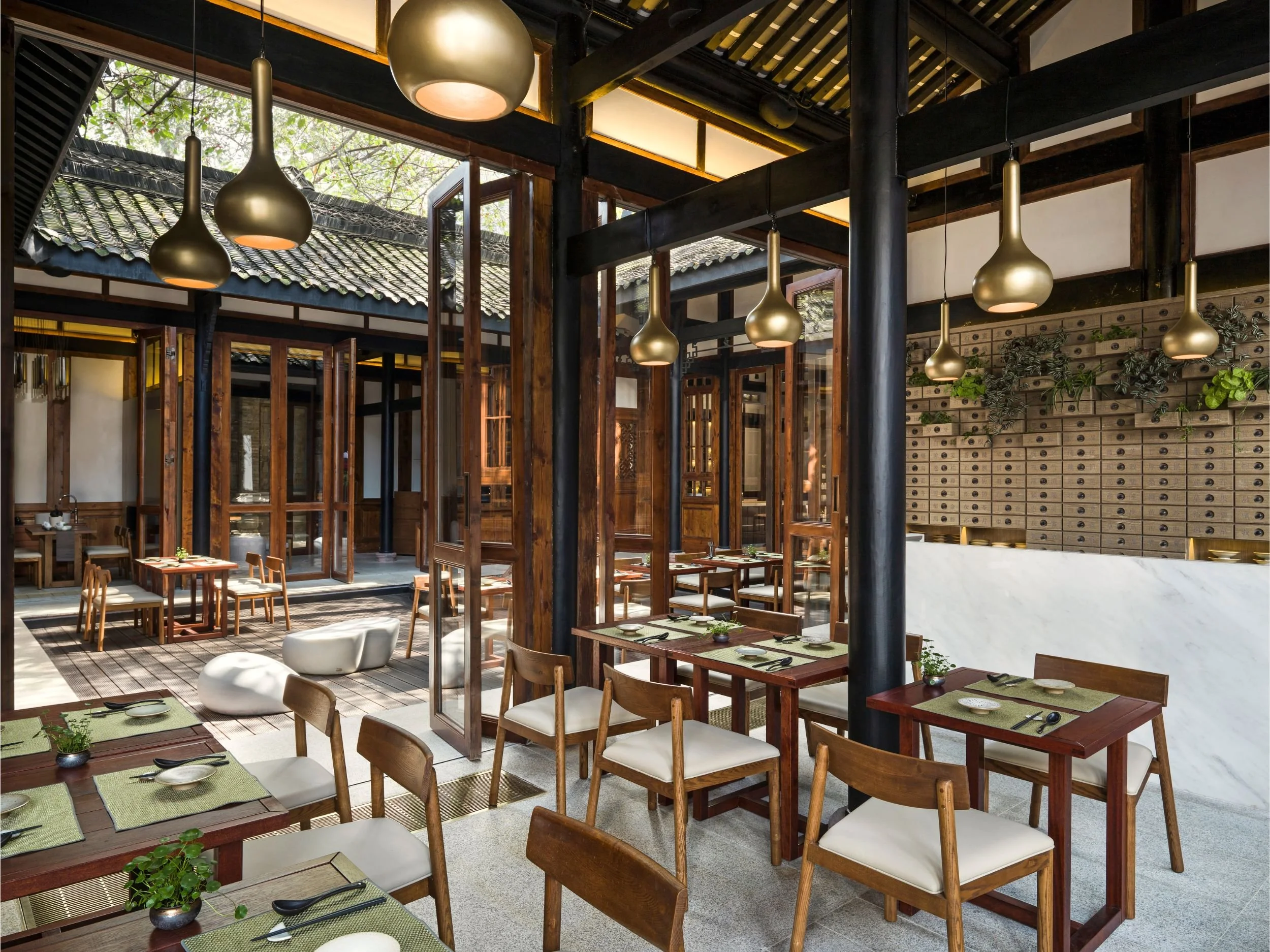 RESTAURANTS_22.jpg