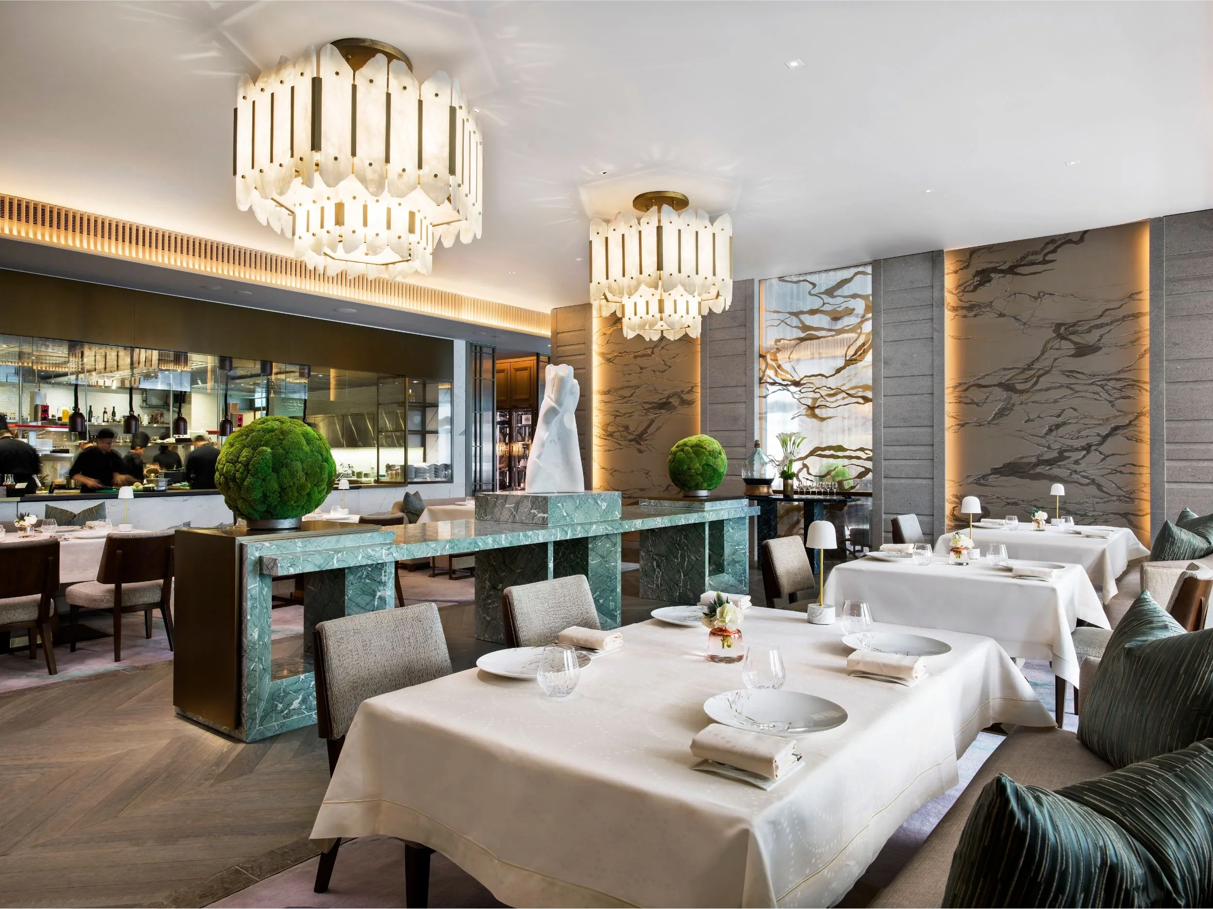 RESTAURANTS_13.jpg