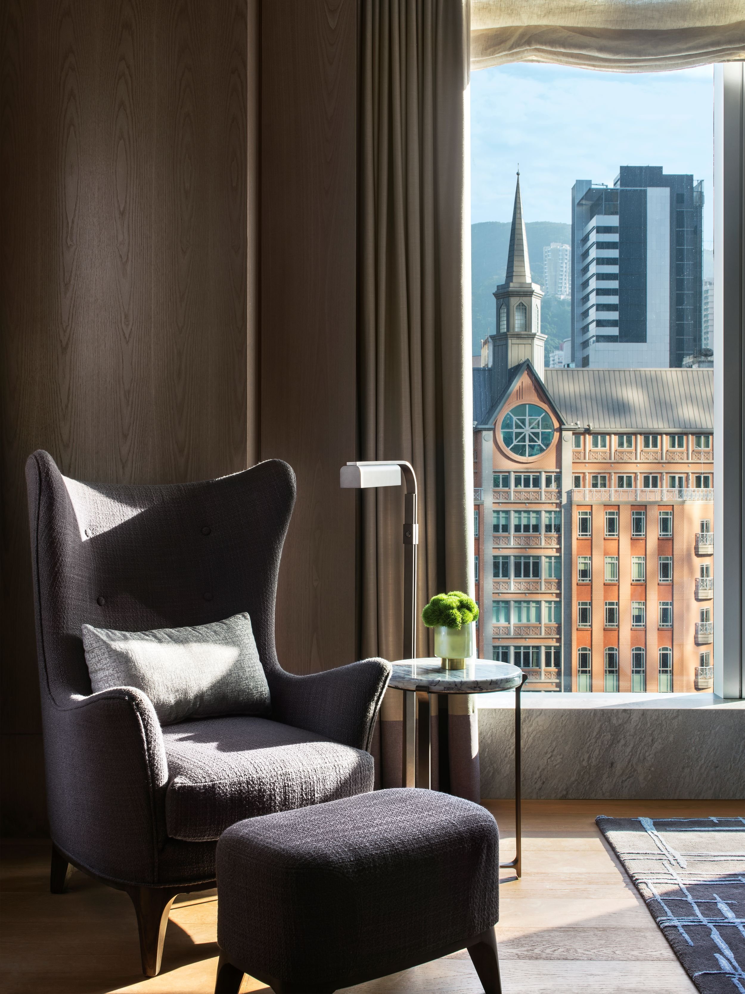 STREGIS_HK_05V2.jpg