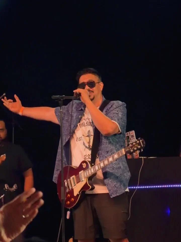 Again?! Did we just do a show on Tuesday?! 😂🔥 Seriously, what an incredible experience! Thank you again @joshtatofimusic 

Getting to share our Tongan culture through a Tau&rsquo;olunga to our song &ldquo;Forever&rdquo; was truly unforgettable. 🇹?