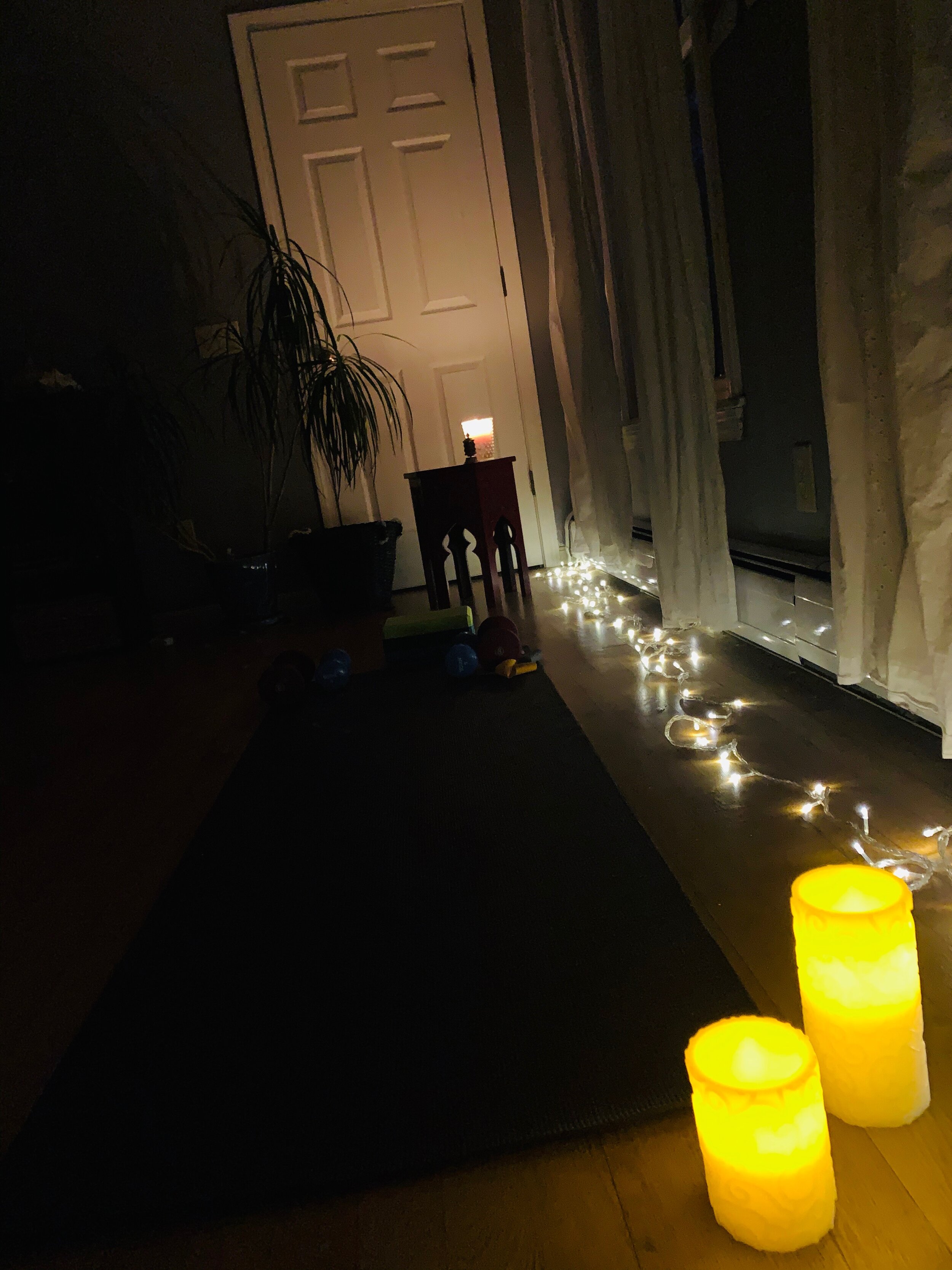 5 Upgrades to Make Your Home Yoga Studio More Special