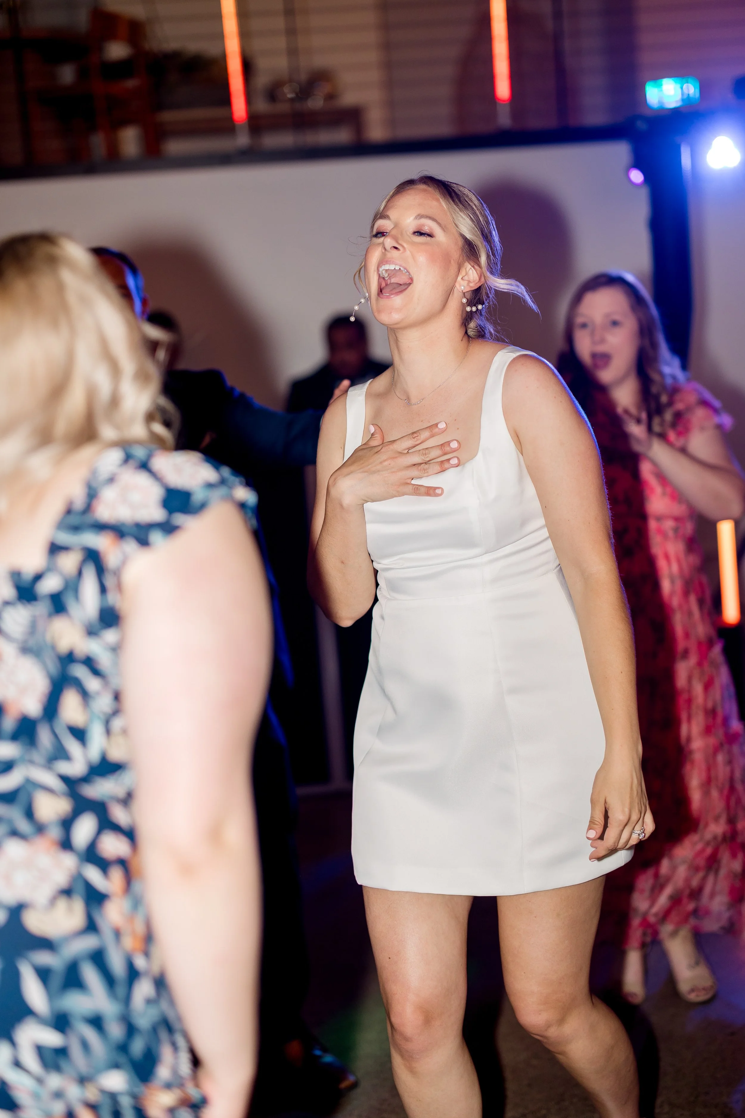 Urban-Daisy-wedding-photographer-alexandra-robyn-1136.jpg