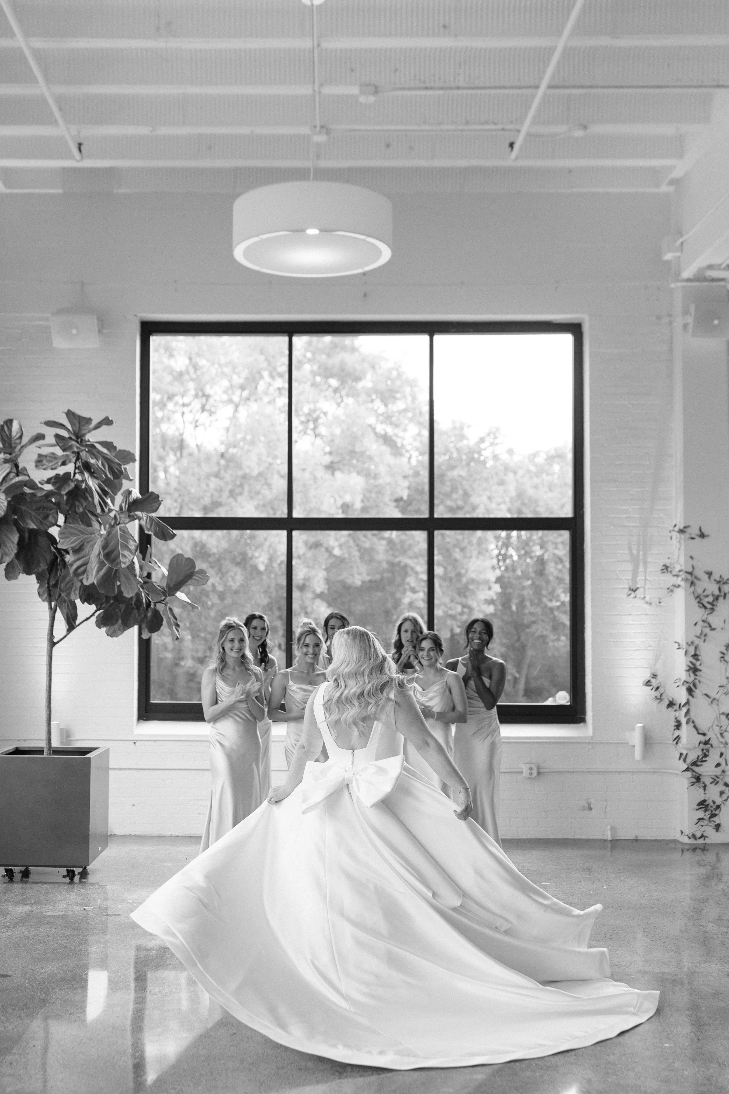 urban_daisy_summer_wedding_minneapolis_minnesota_wedding_loui_photography-74.jpg