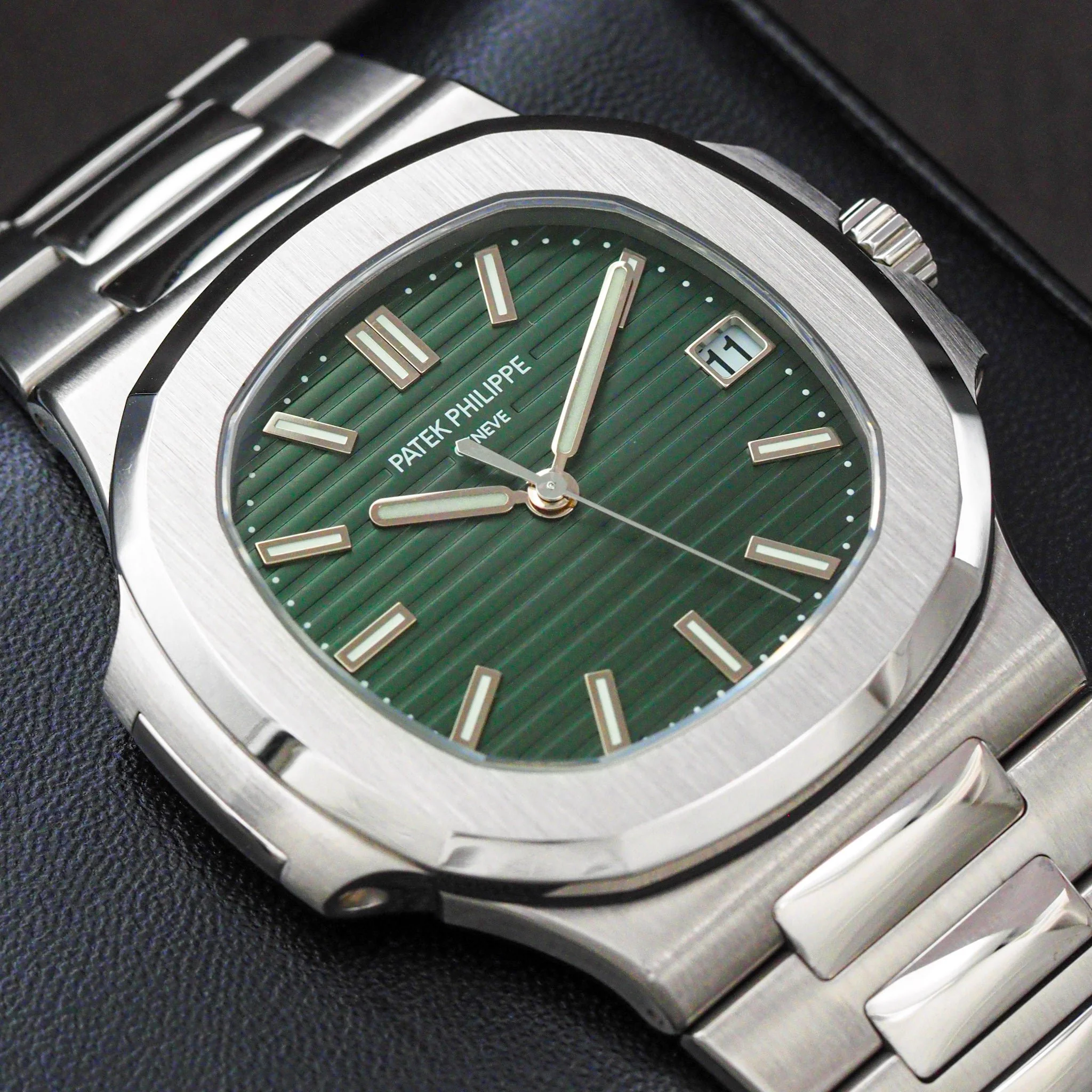 7-P4230147_4d6a783b-ea22-4ef5-92a2-e5cbde5b4d71.jpg