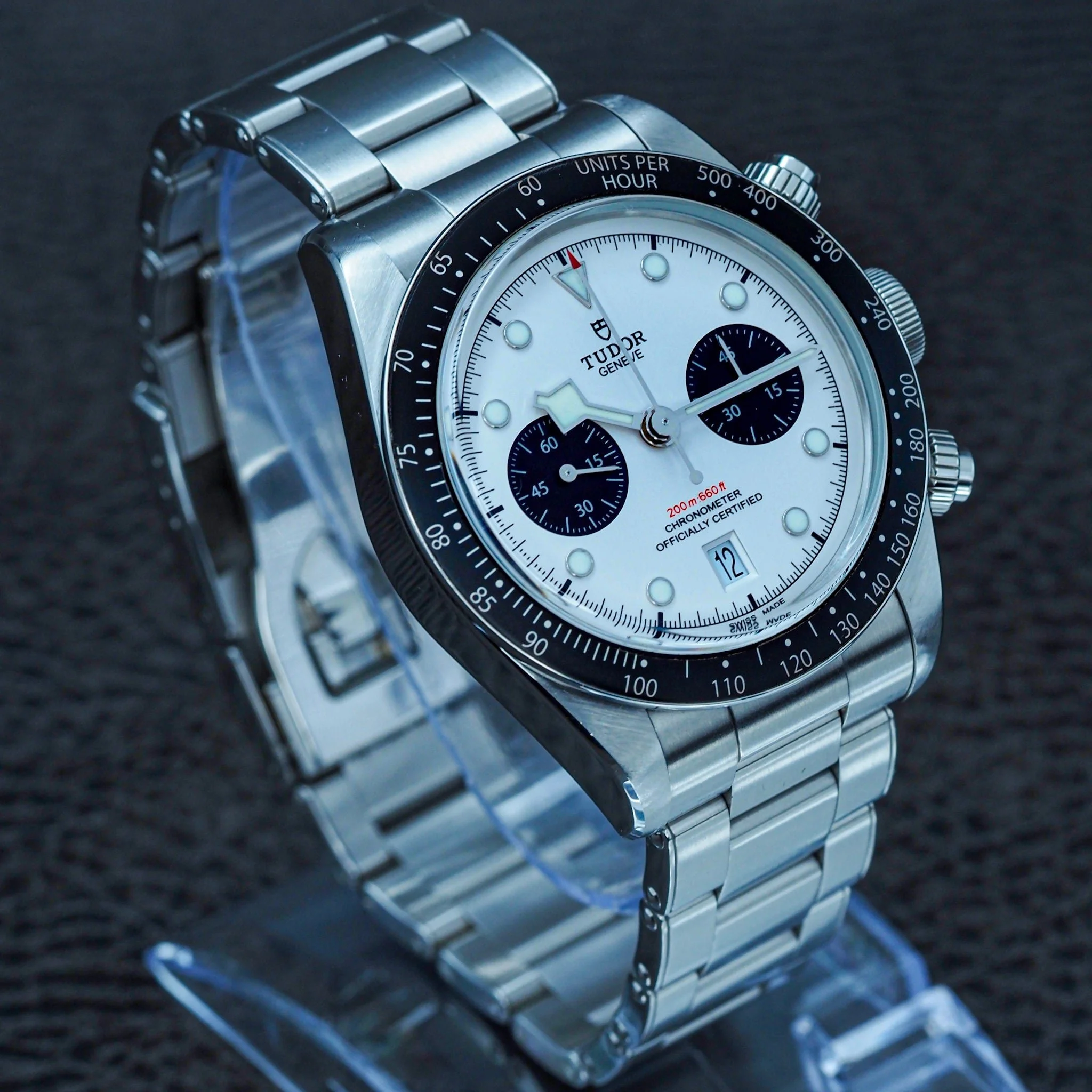 4-PB259983.jpg