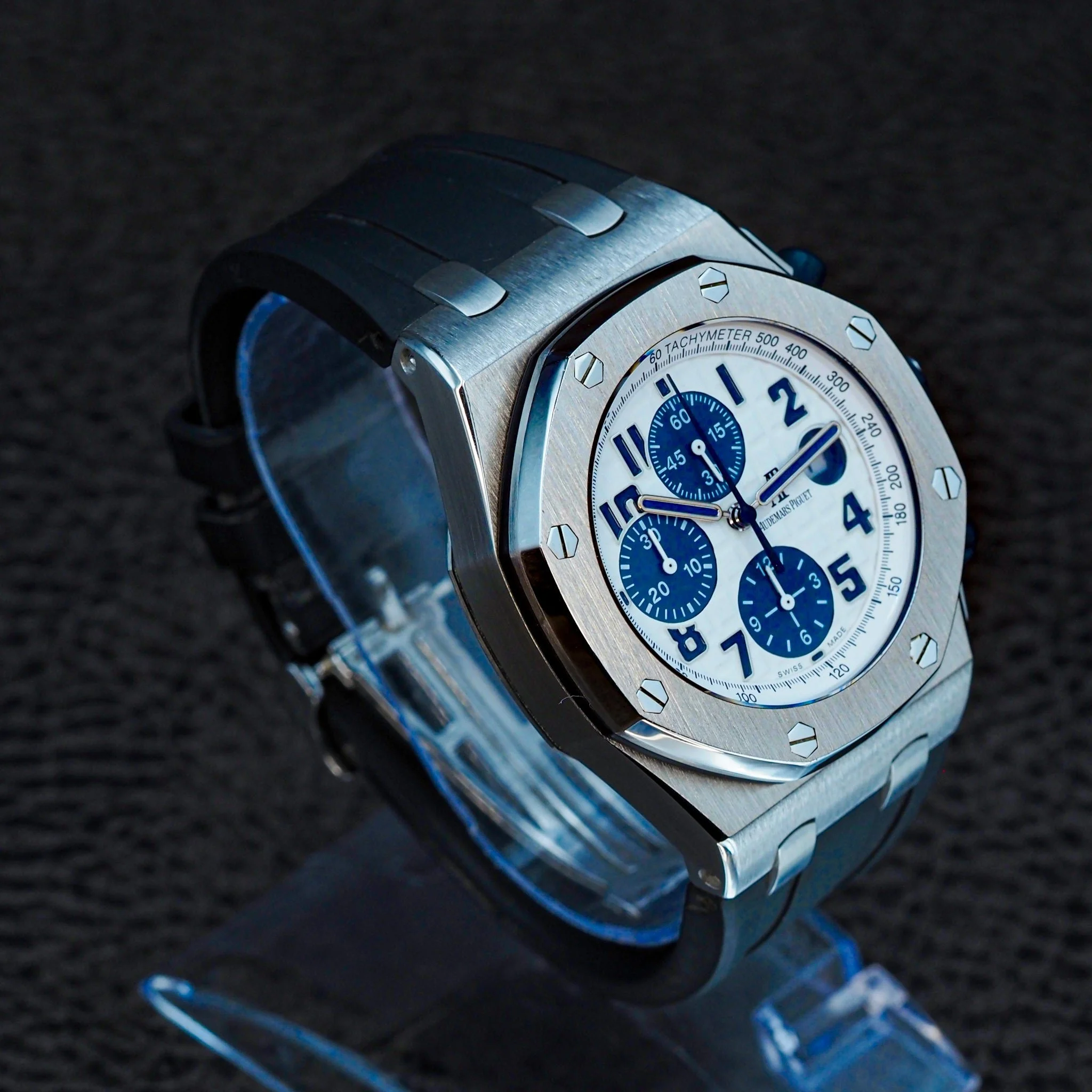 5-PB260521.jpg