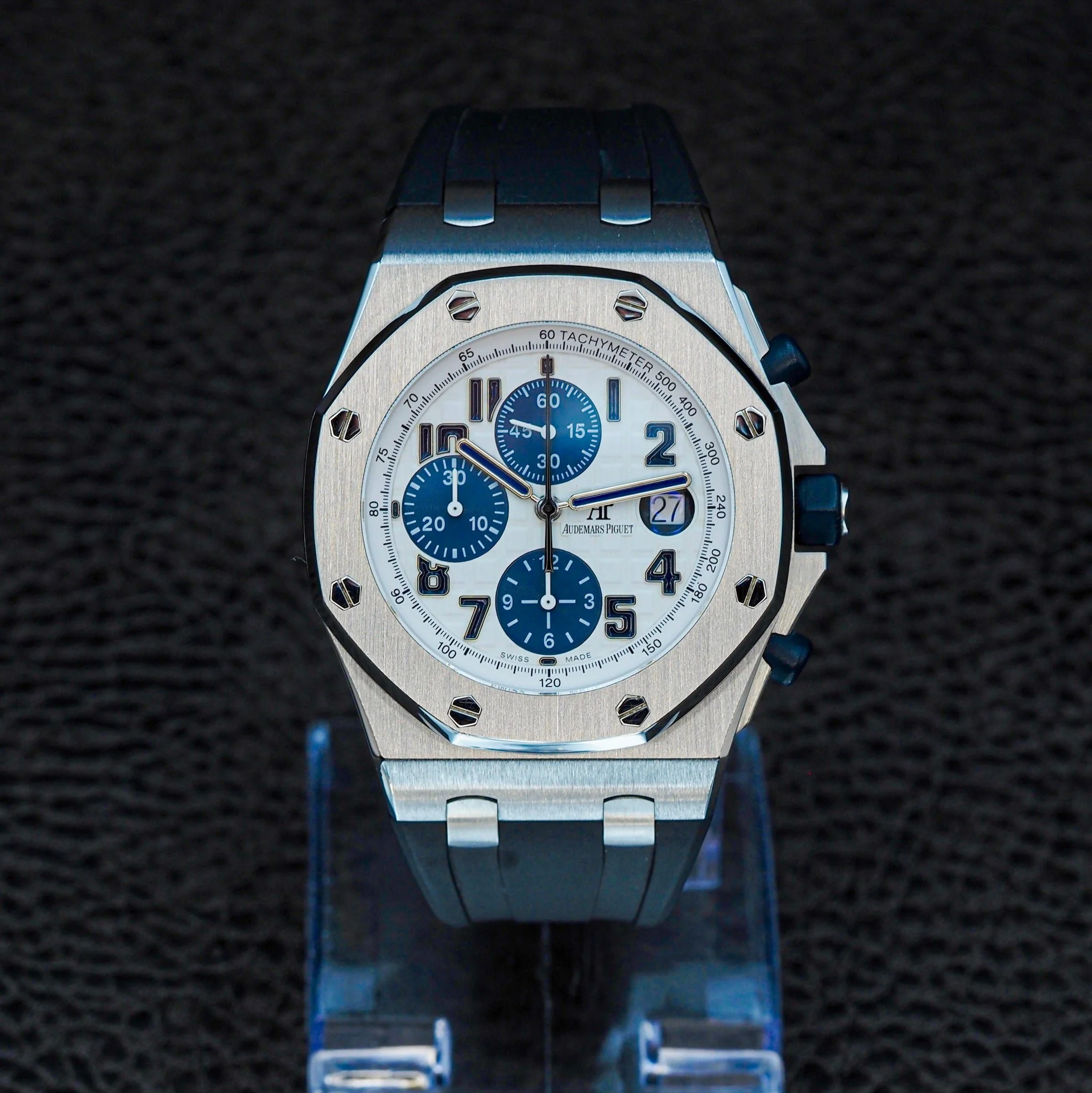 4-PB260515.jpg