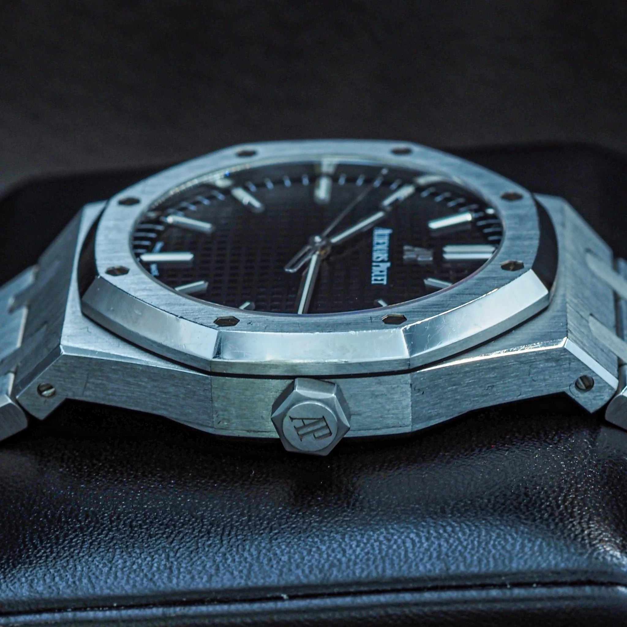 6-PB198435.jpg