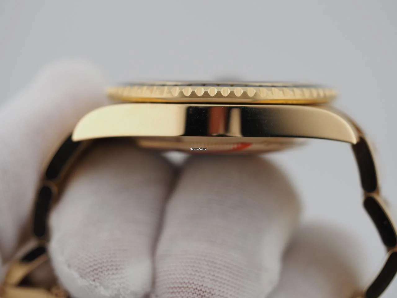 34975032-qmtre6icv4v9786w1kvcq9vc-ExtraLarge.jpg