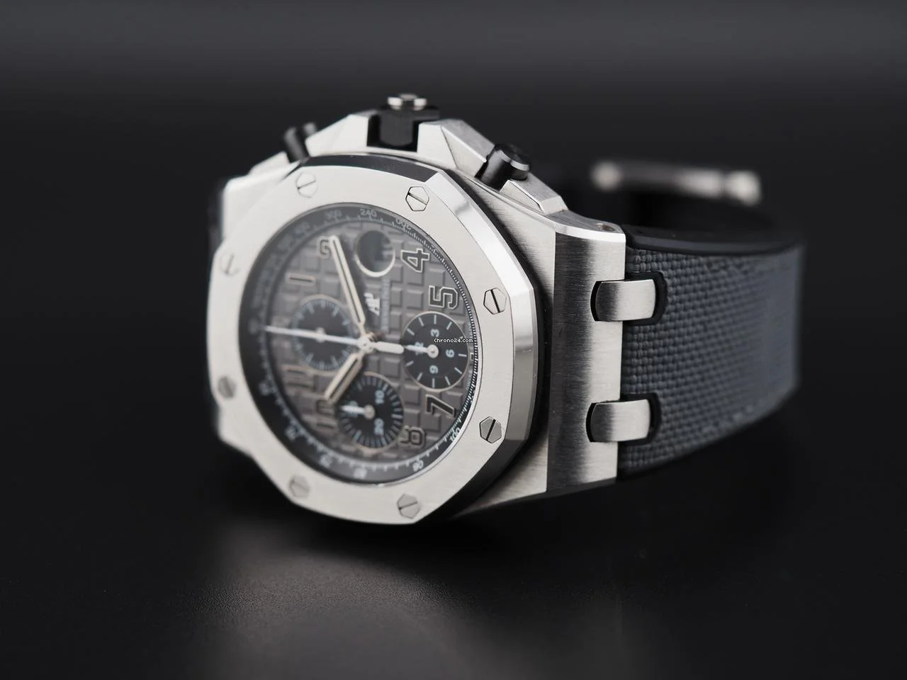 36889493-5g8a9pby4oxree1s8al49a5d-ExtraLarge.jpg