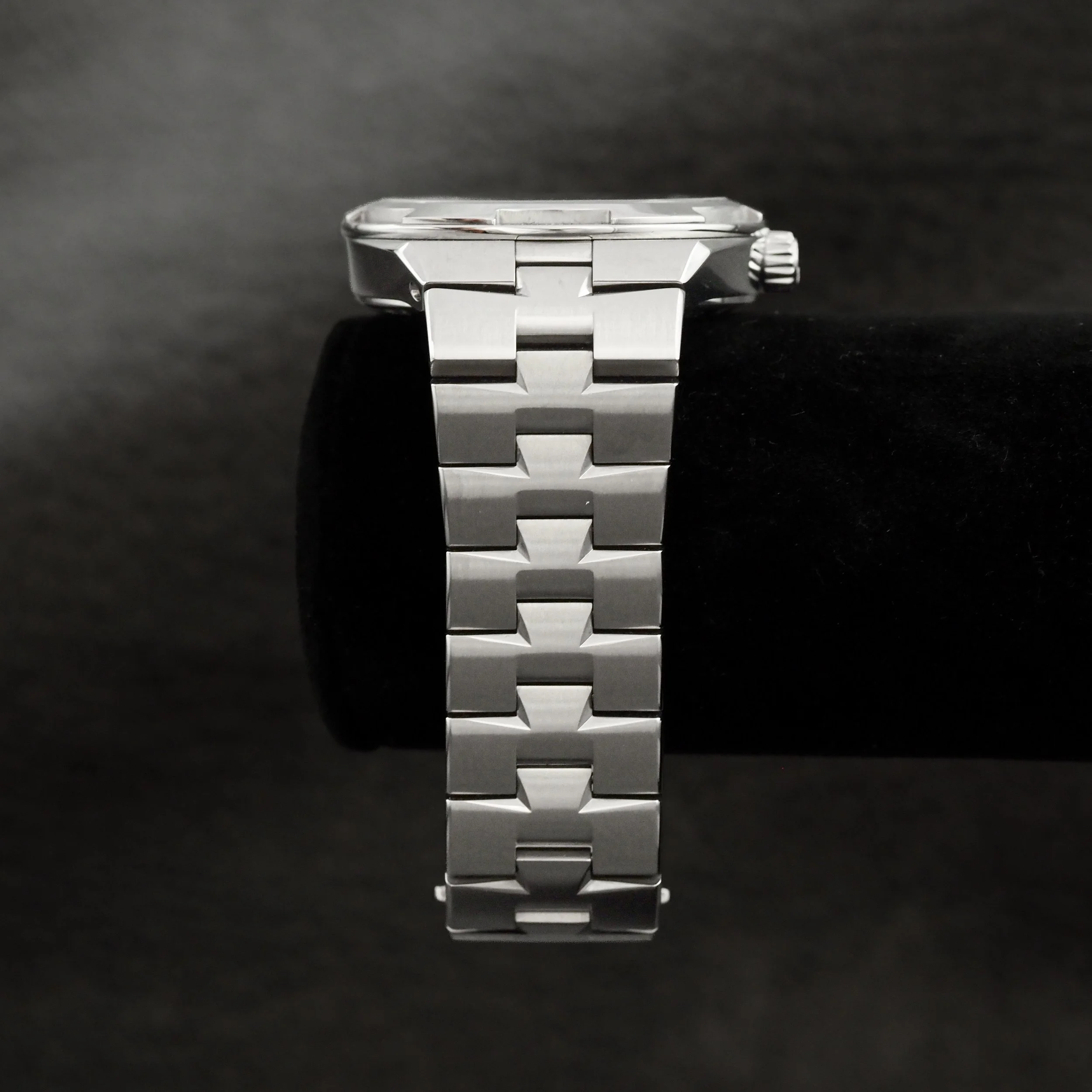 8-PA194759.jpg