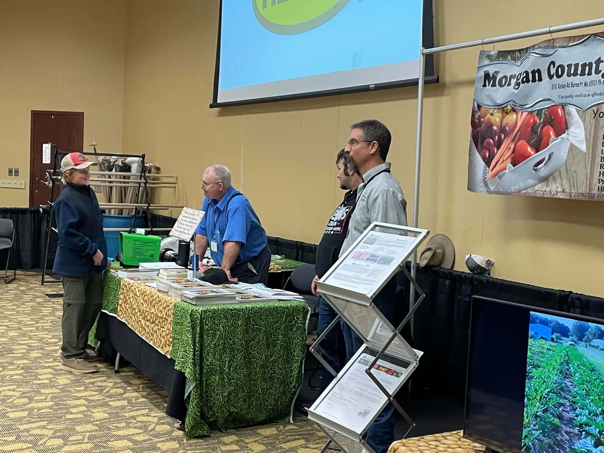 Image of vendors at the trade show.