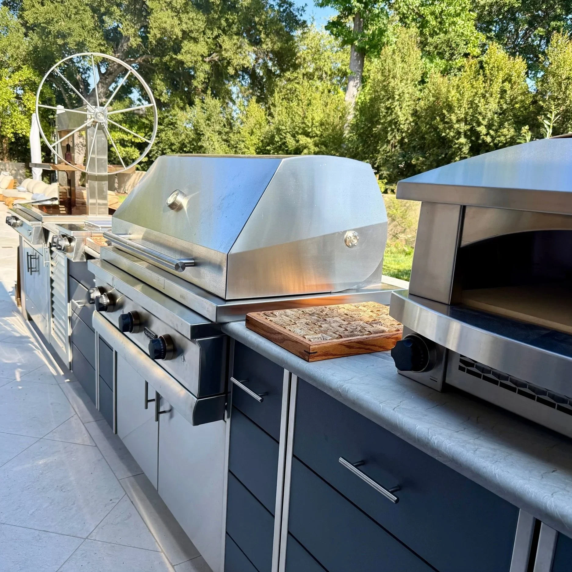 landor+bbq.jpg