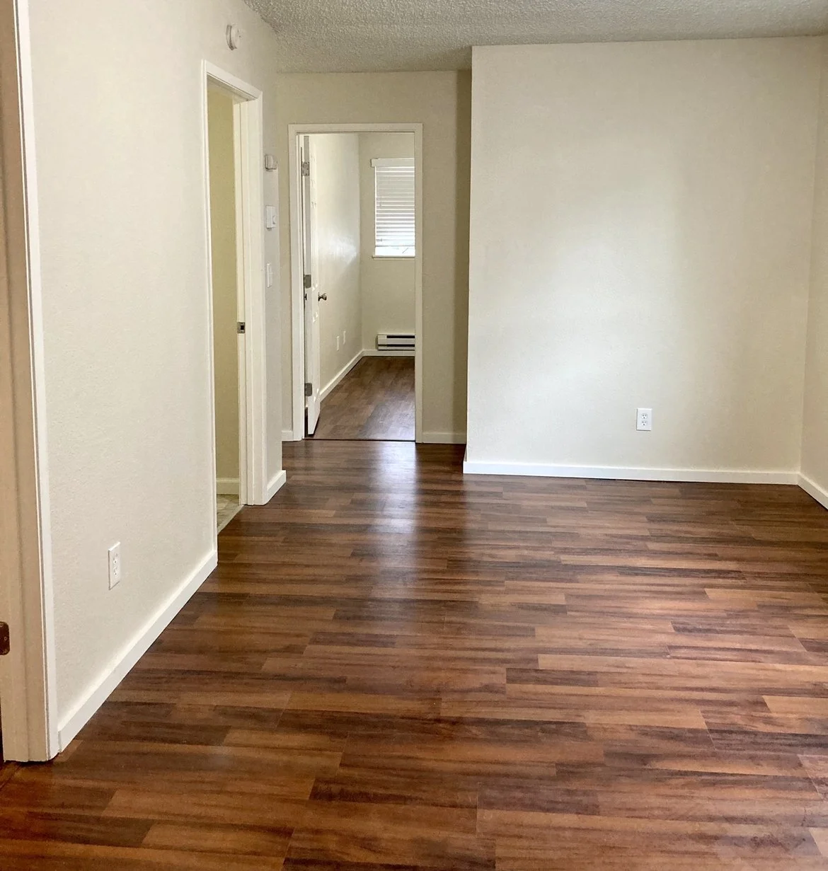 apt3.jpg