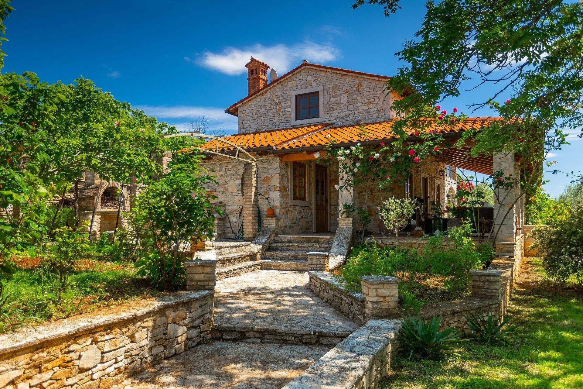 stone villa 1.jpeg