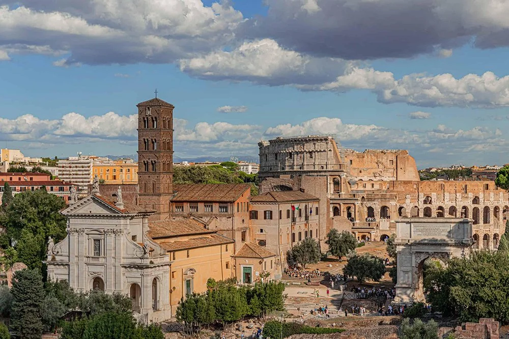 colosseum and roman forum.jpeg