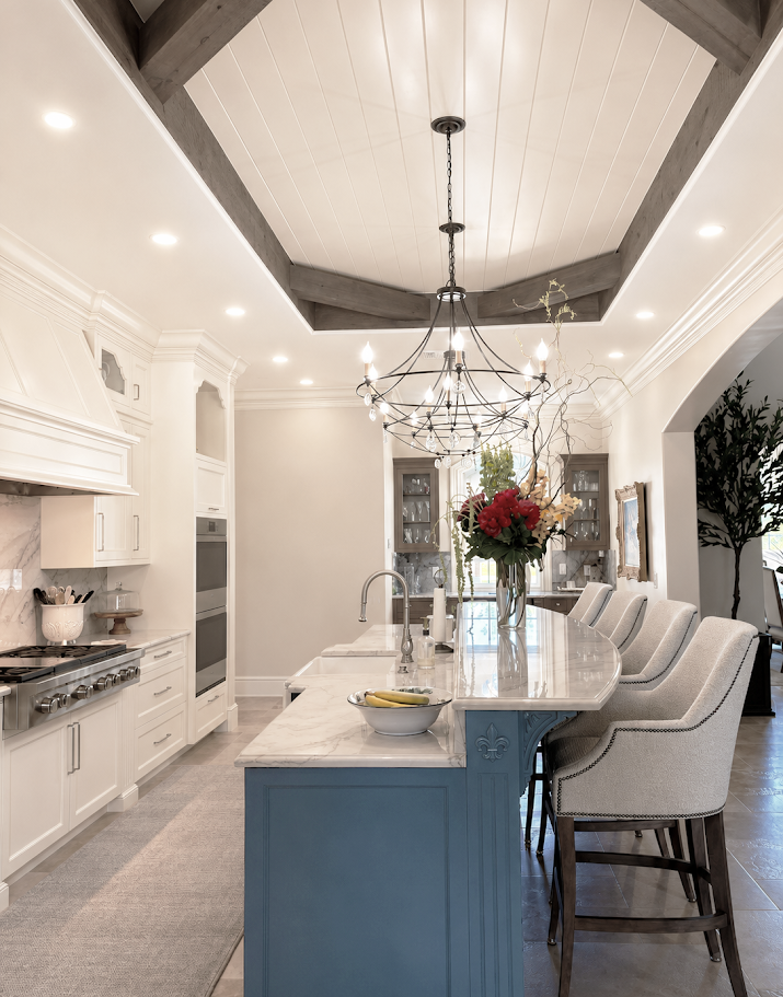 KITCHEN TOWARDS WET BAR.png
