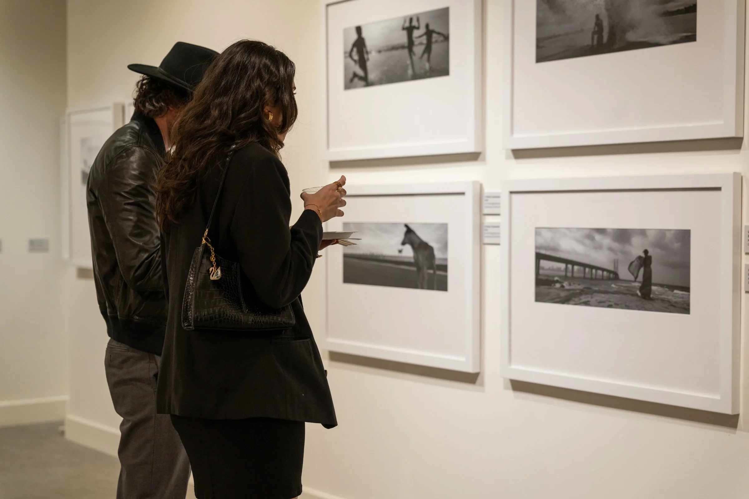     dimpy-bhalotia-street-photographer-solo-exhibition.jpg