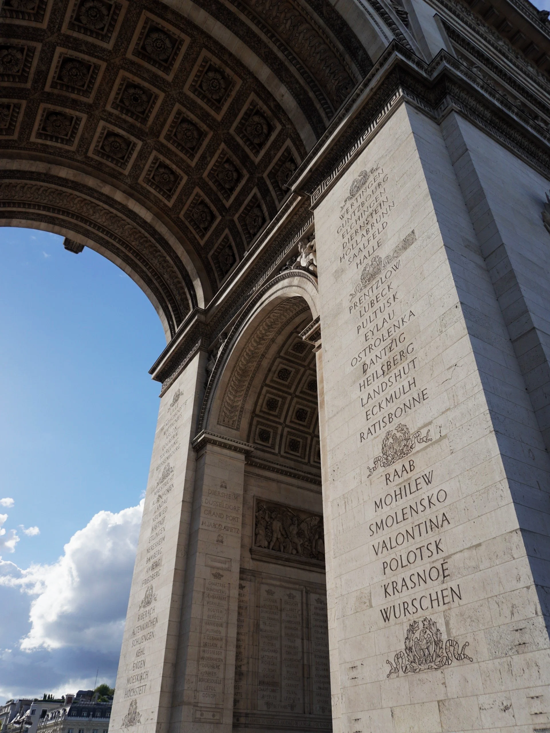 poesía: Te debo parís en primavera