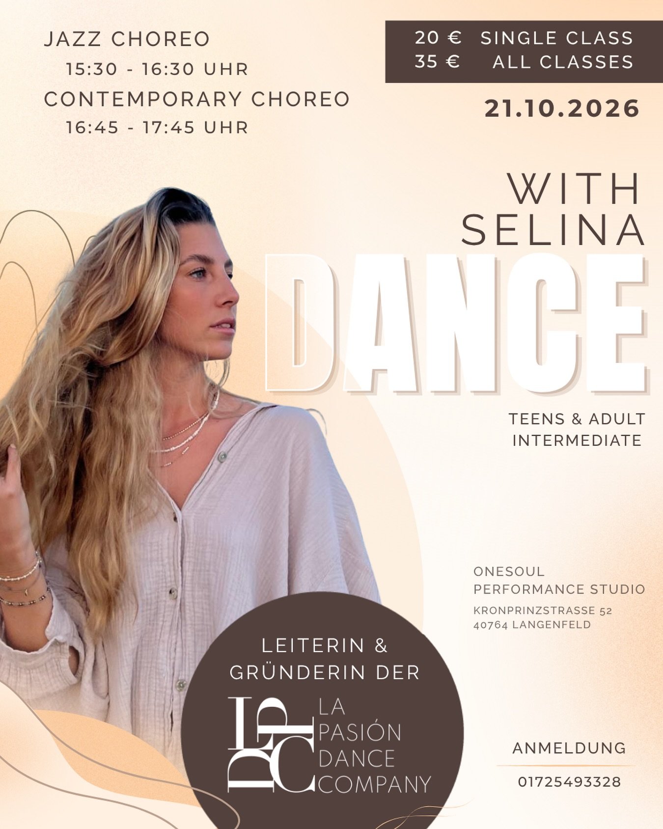 HOLIDAY SPECIAL &ndash; DANCE WITH SELINA! 🧡✨

In den Herbstferien erwartet euch ein ganz besonderes Dance Special bei uns und daf&uuml;r bekommen wir Besuch aus Hamburg! 

MEET SELINA ✨

Selina ist T&auml;nzerin, Choreografin und Gr&uuml;nderin der