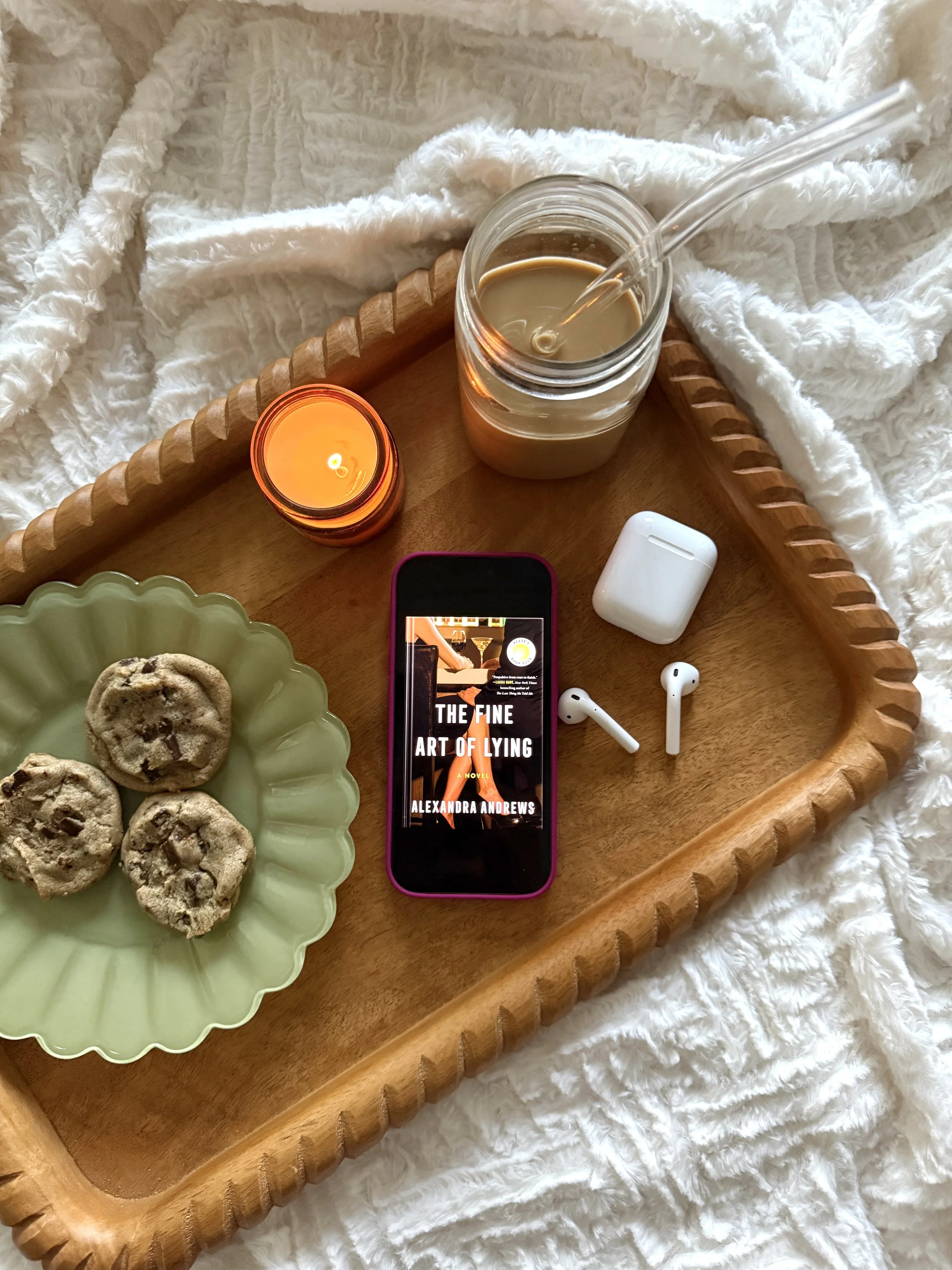 Reese's Book Club x Apple Books