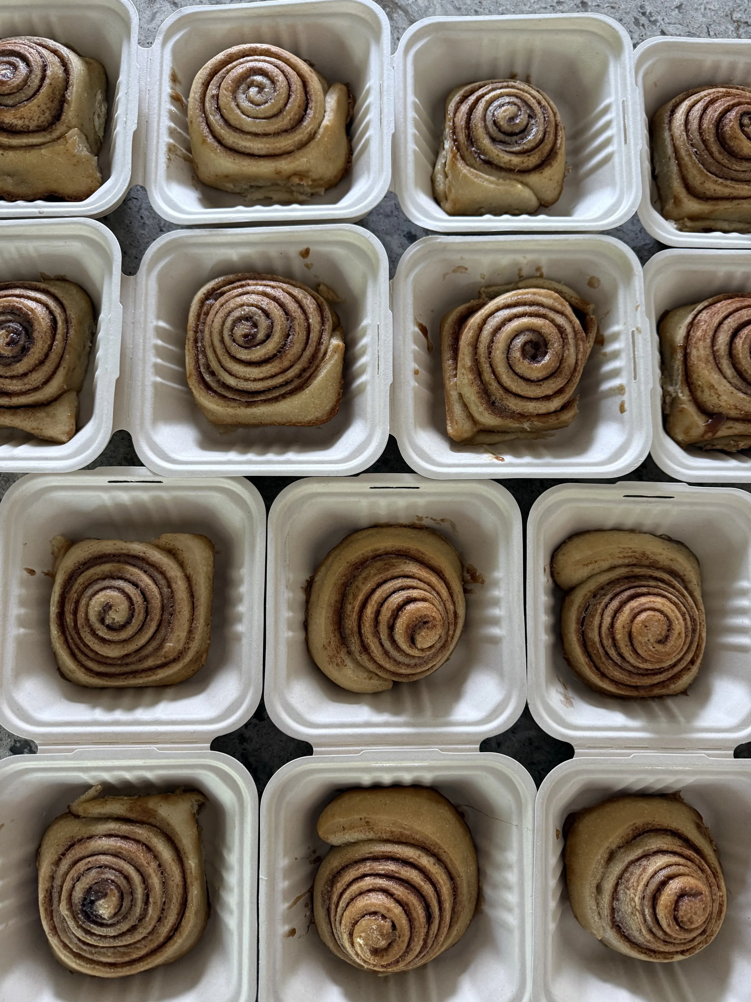 Cinnamon Roll (4-PACK)