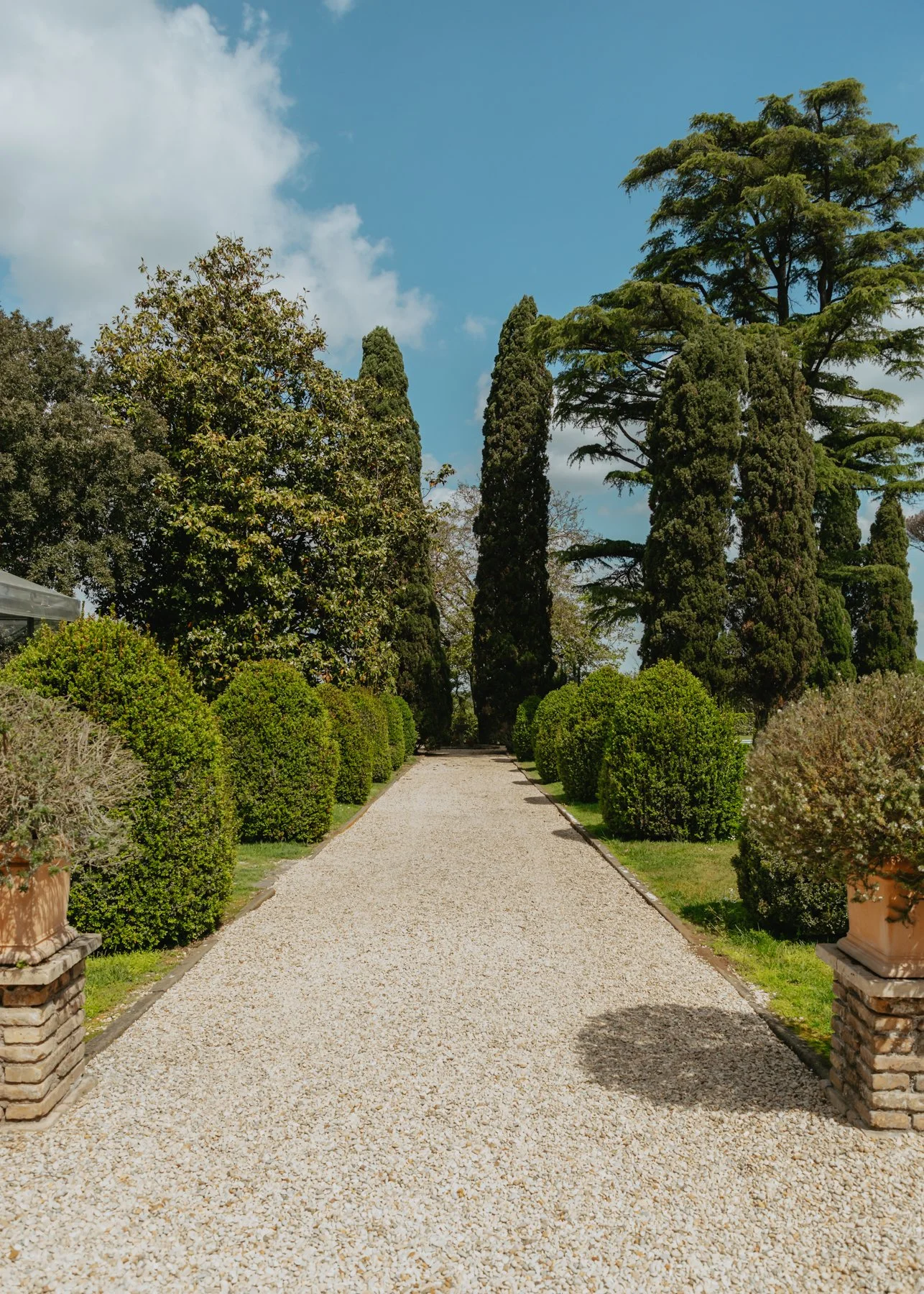 Vola_Via_Studio_Rome_Italy_Wedding_Venue_Villa_Livia-12.jpg