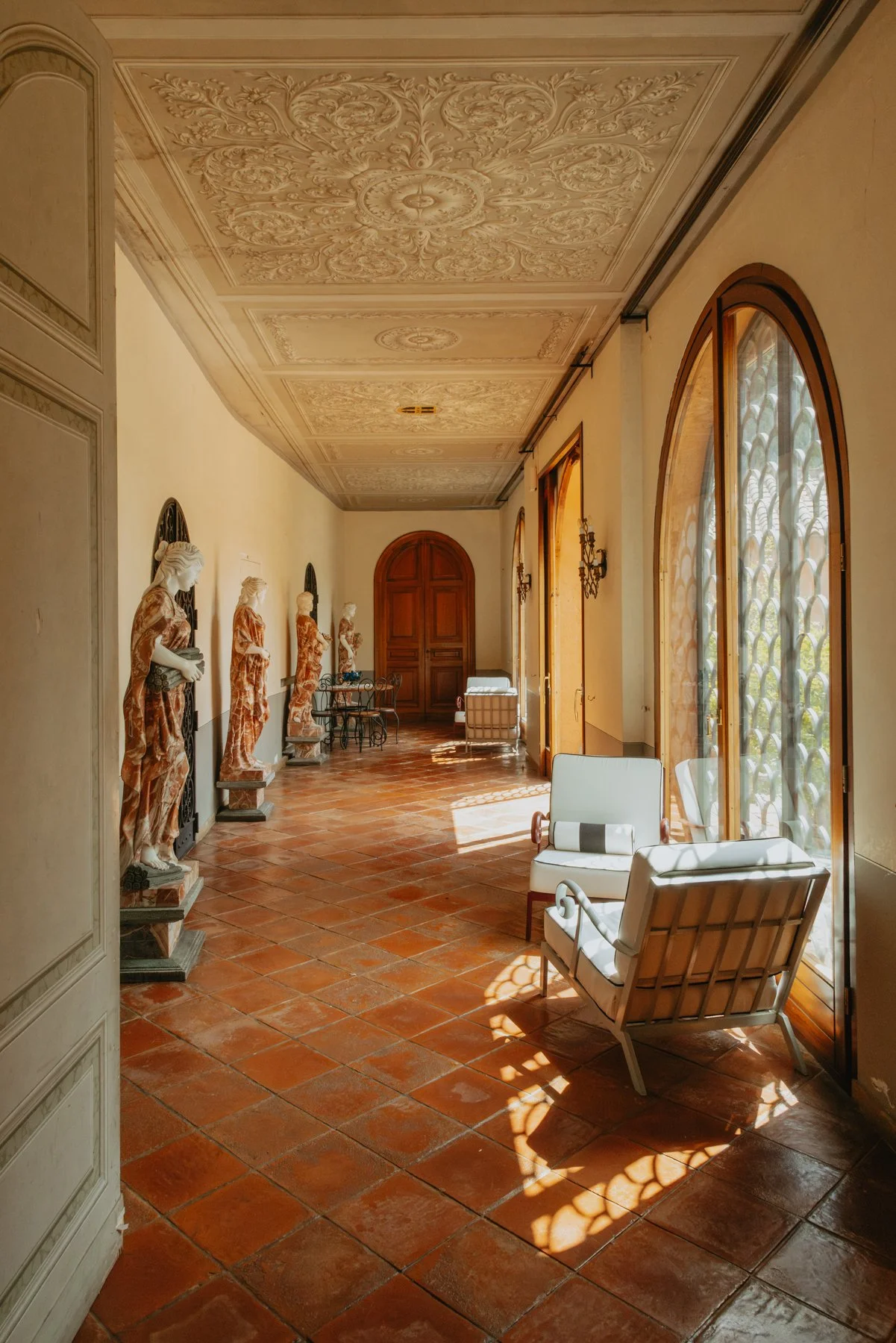 Vola_Via_Studio_Rome_Italy_Wedding_Venue_Villa_Livia-9.jpg