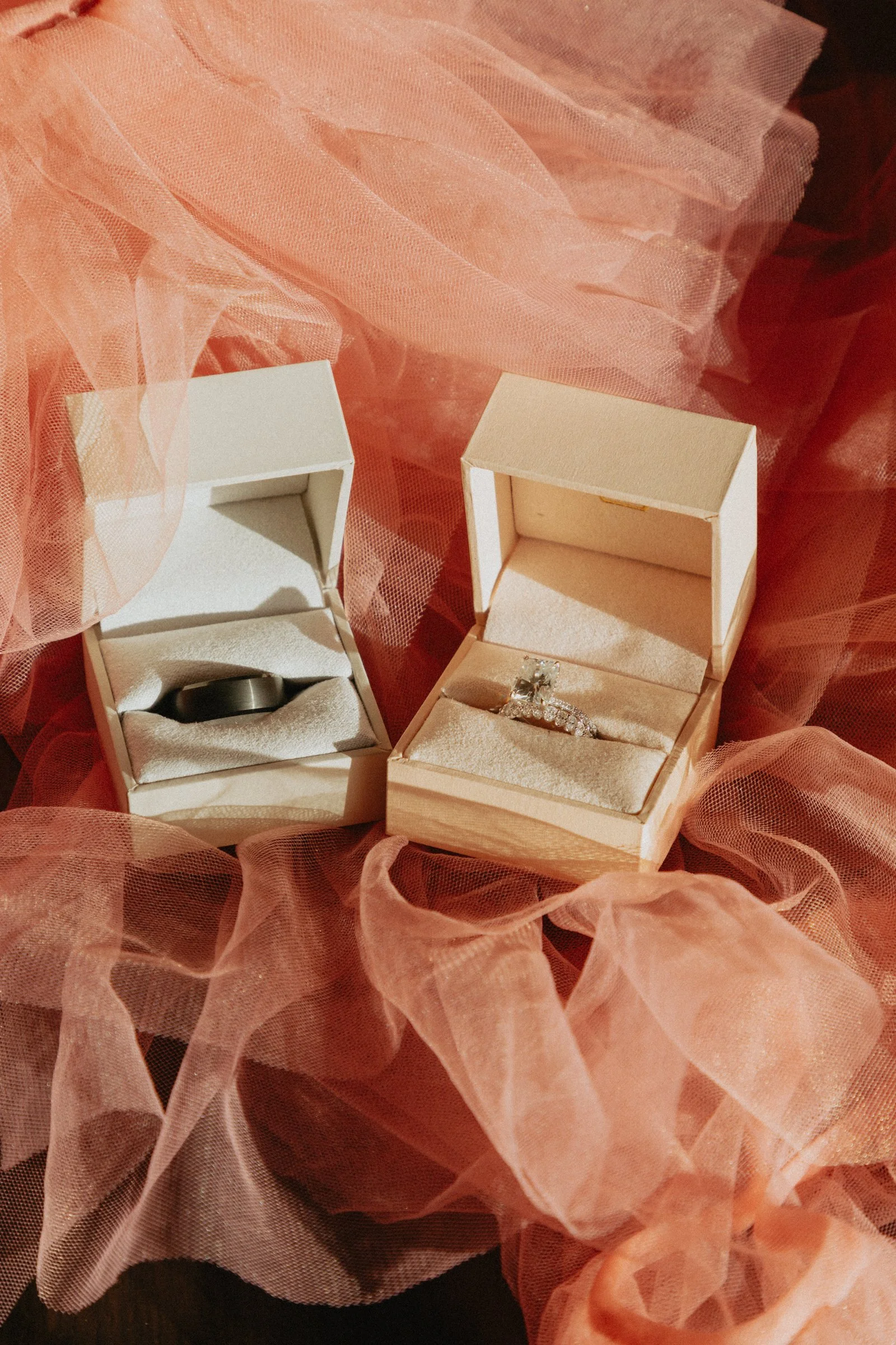Las Vegas Nevada | Engagement and Elopement Photographer | Vola Via Studio