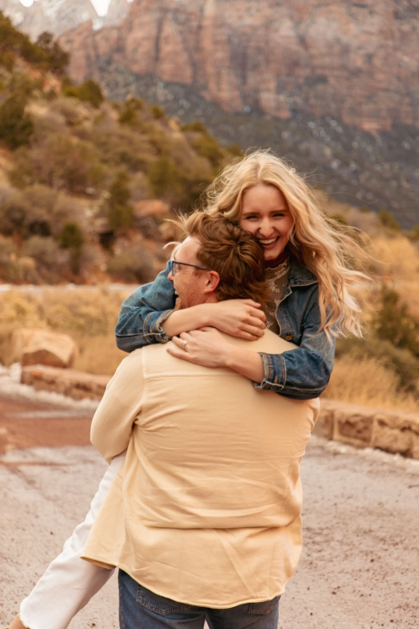 	
Zion National Park Utah | Engagement and Elopement Photographer | Vola Via Studio