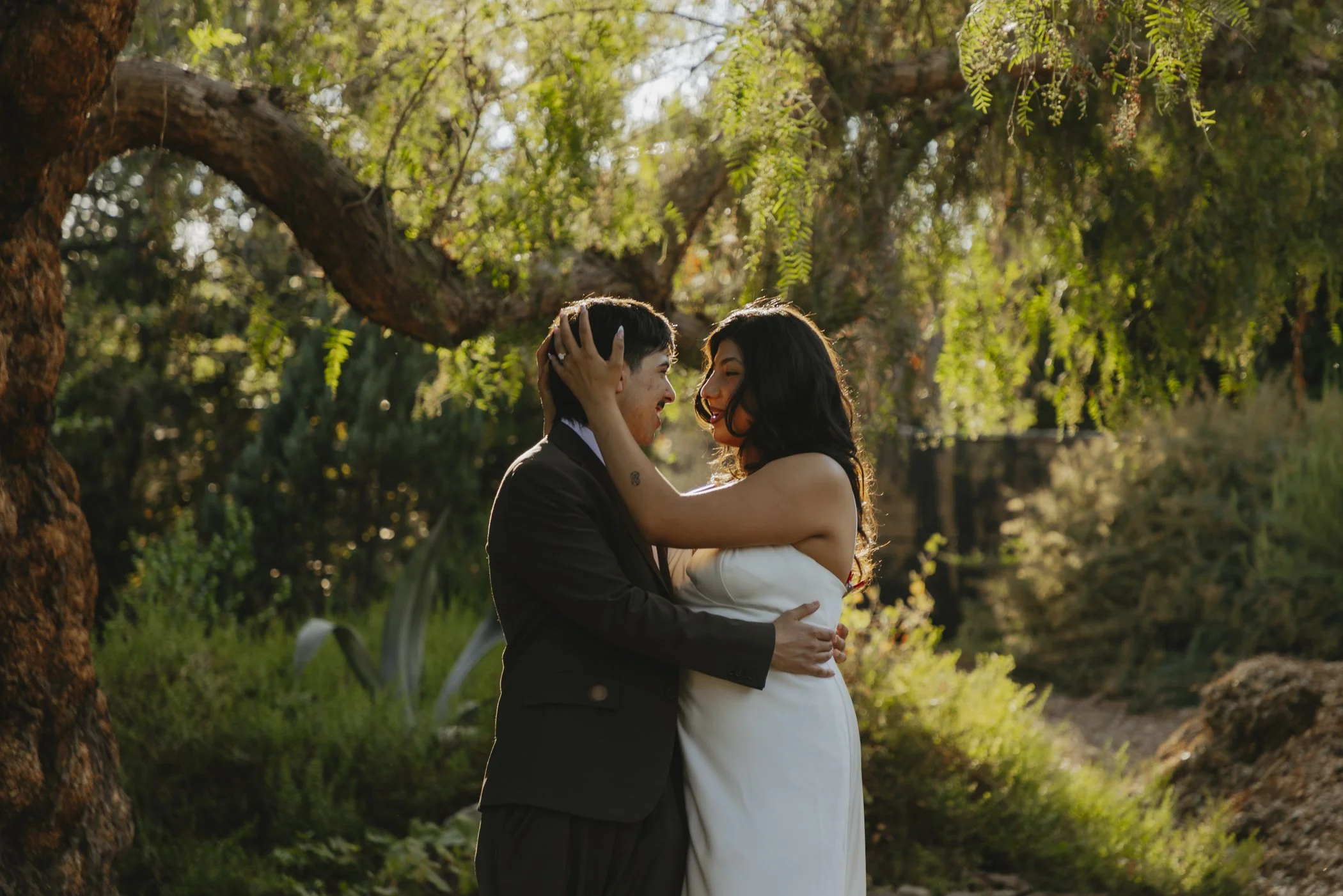 Vola-Via-Studio-Pasadena-City-Hall-Elopement-Photographer-16.jpg