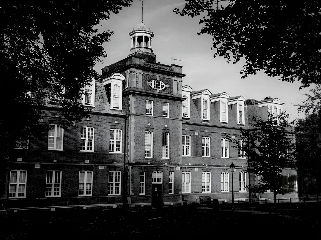 The Pauline Perry Foundation