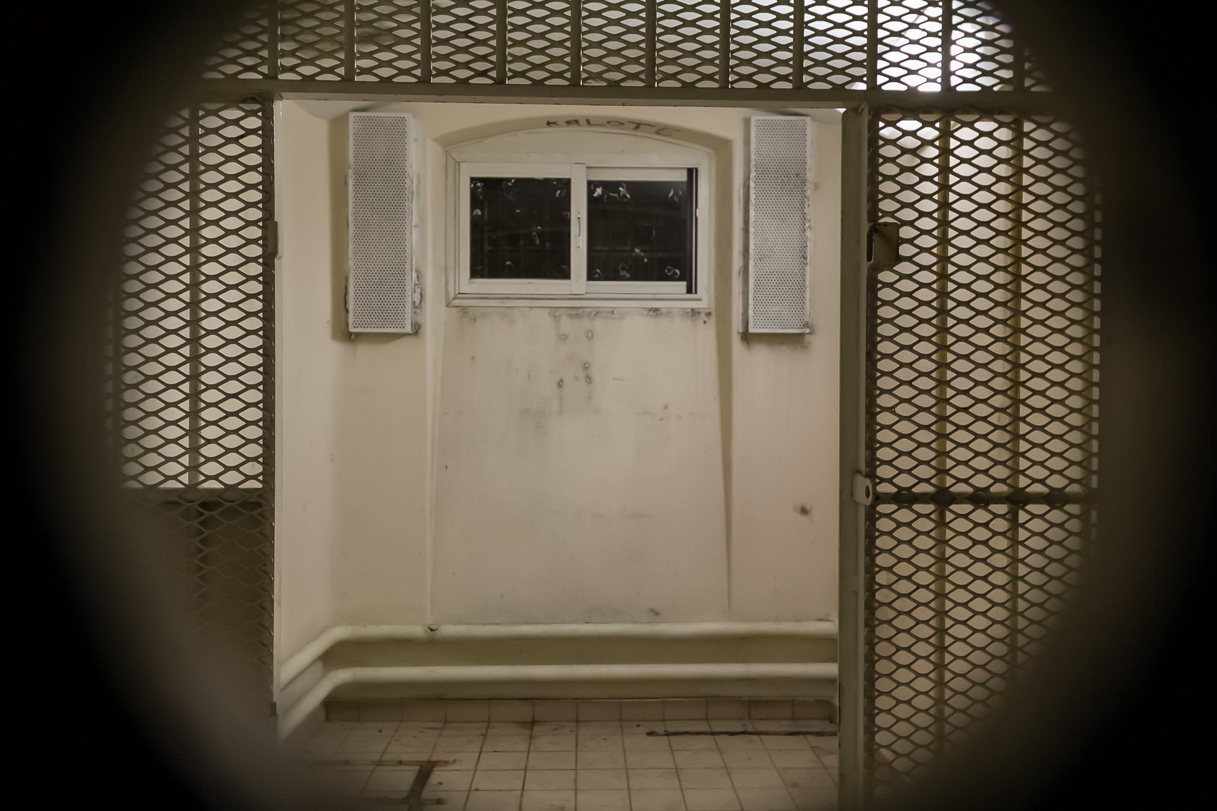 Deadly Overheating in Prison Cells