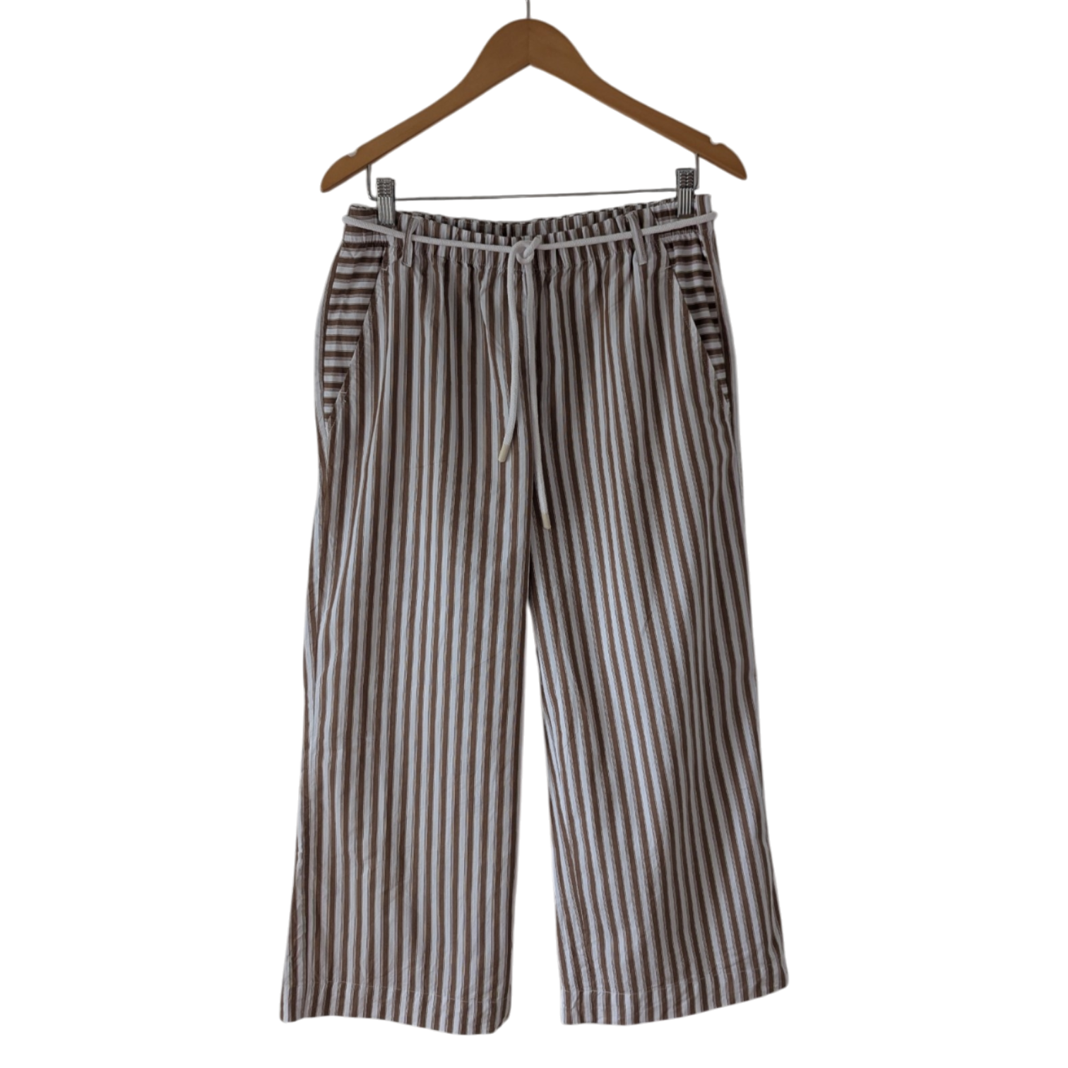 PXL_20260831_012933240-Photoroom.png