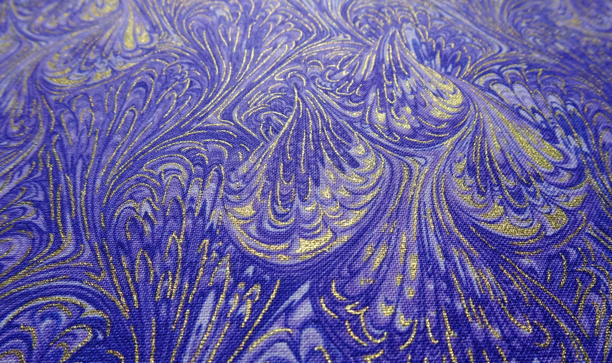 UU-01 (Pearlised Metallic)