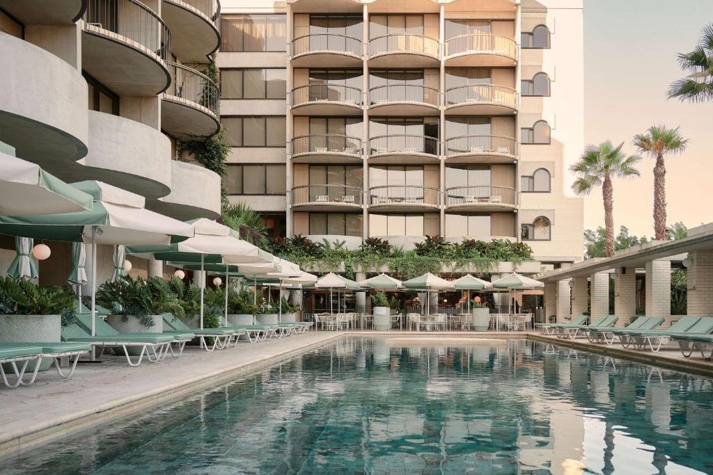 Pool at The Calile Hotel in Brisbane