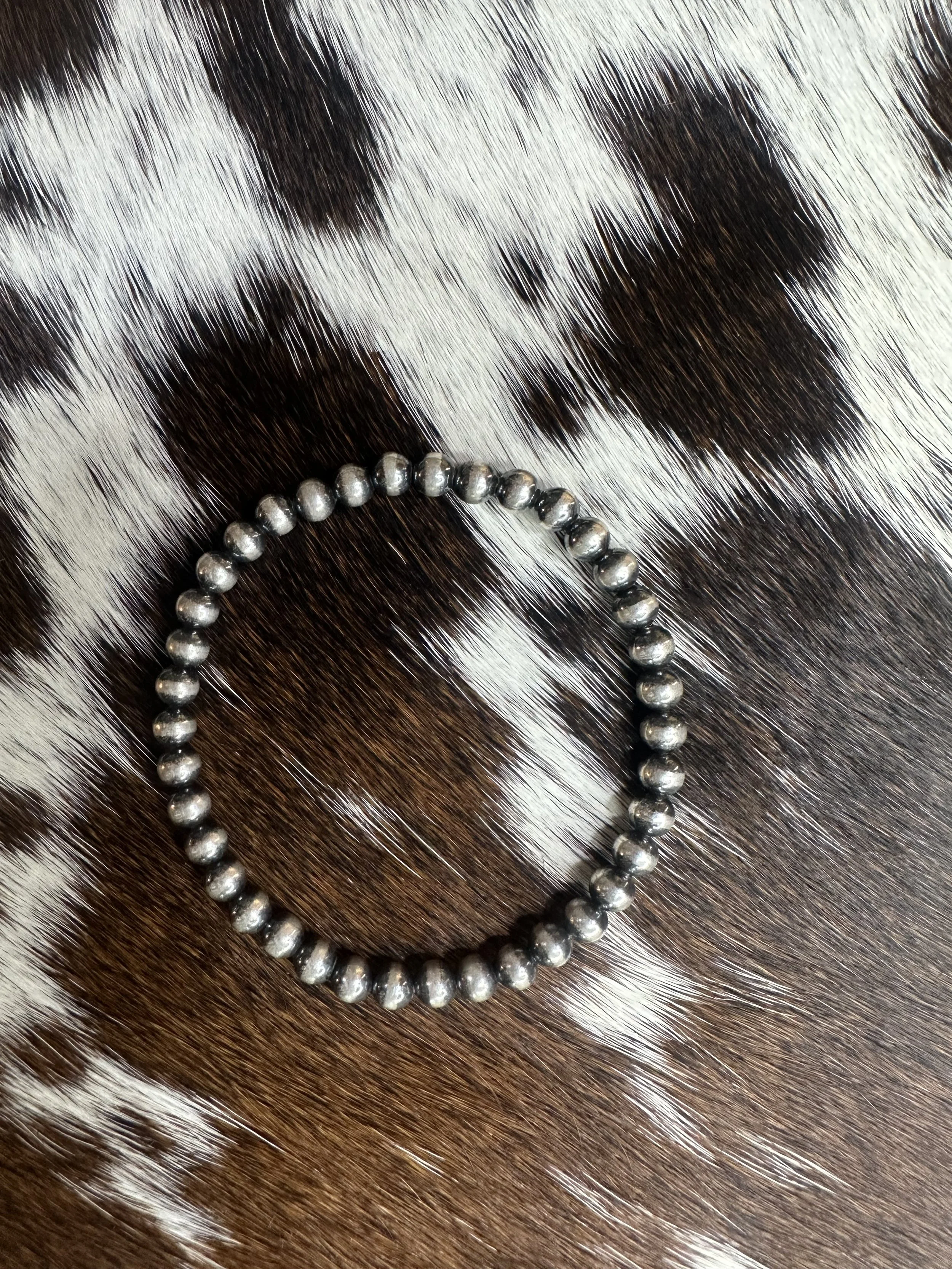 5mm Navajo Pearl Stretch Bracelet