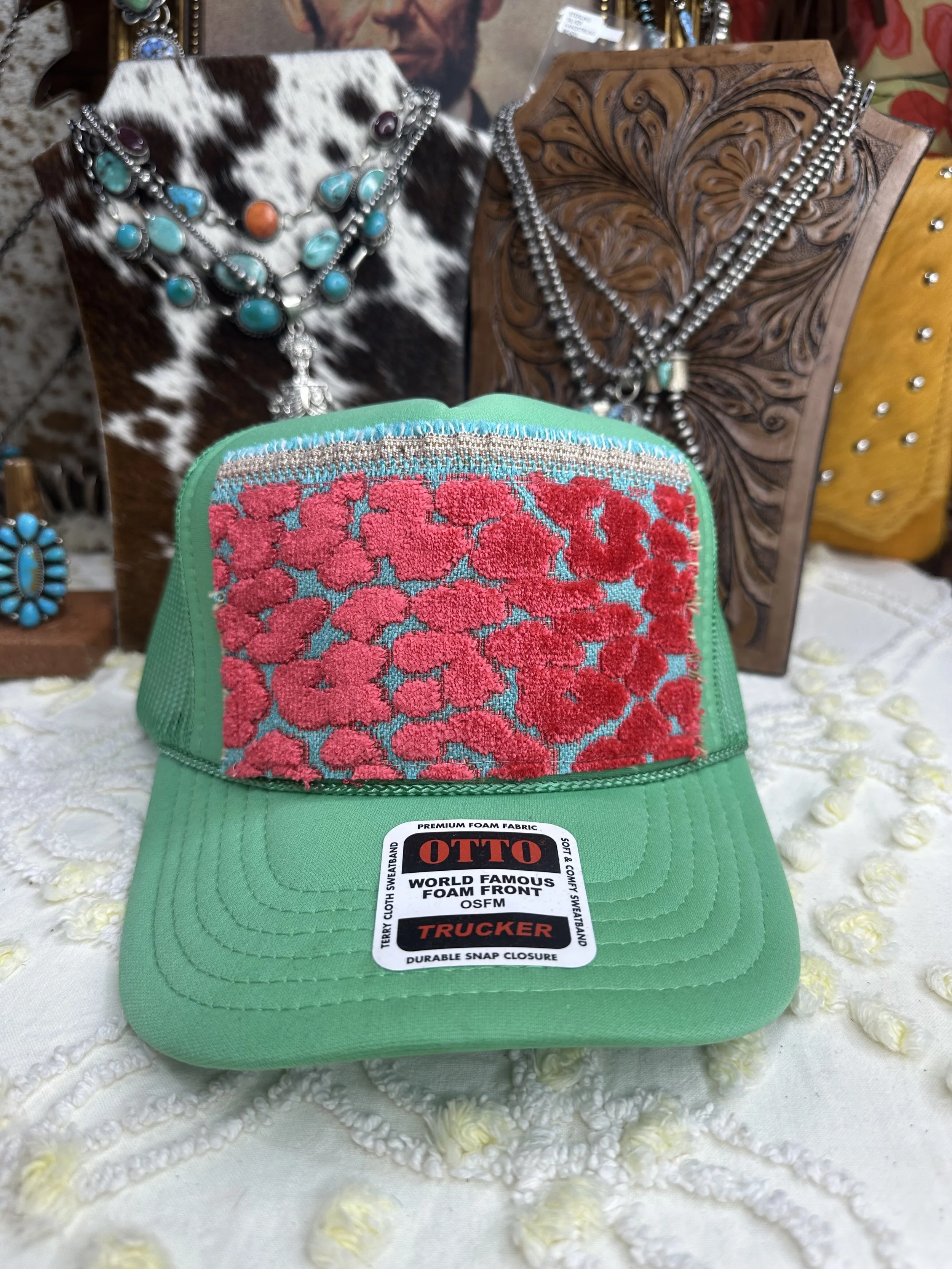 Mitty Hat - Green/Red Leopard